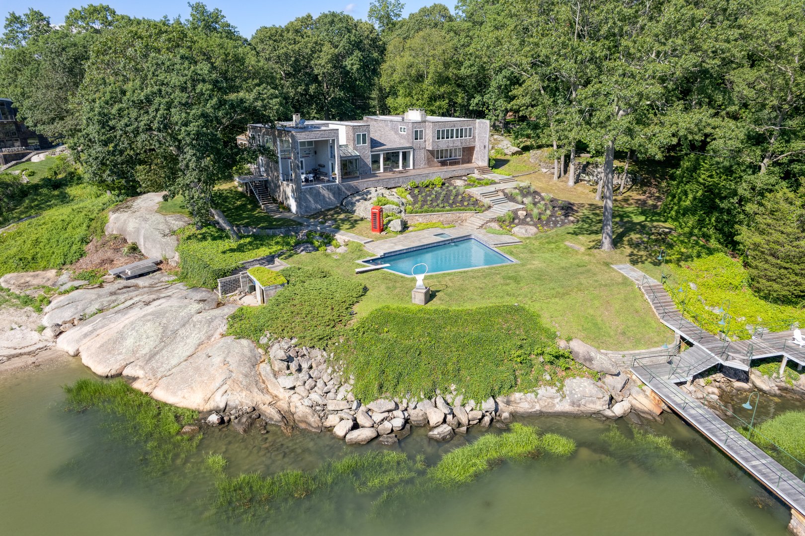 51 Andrews Road Photo 6