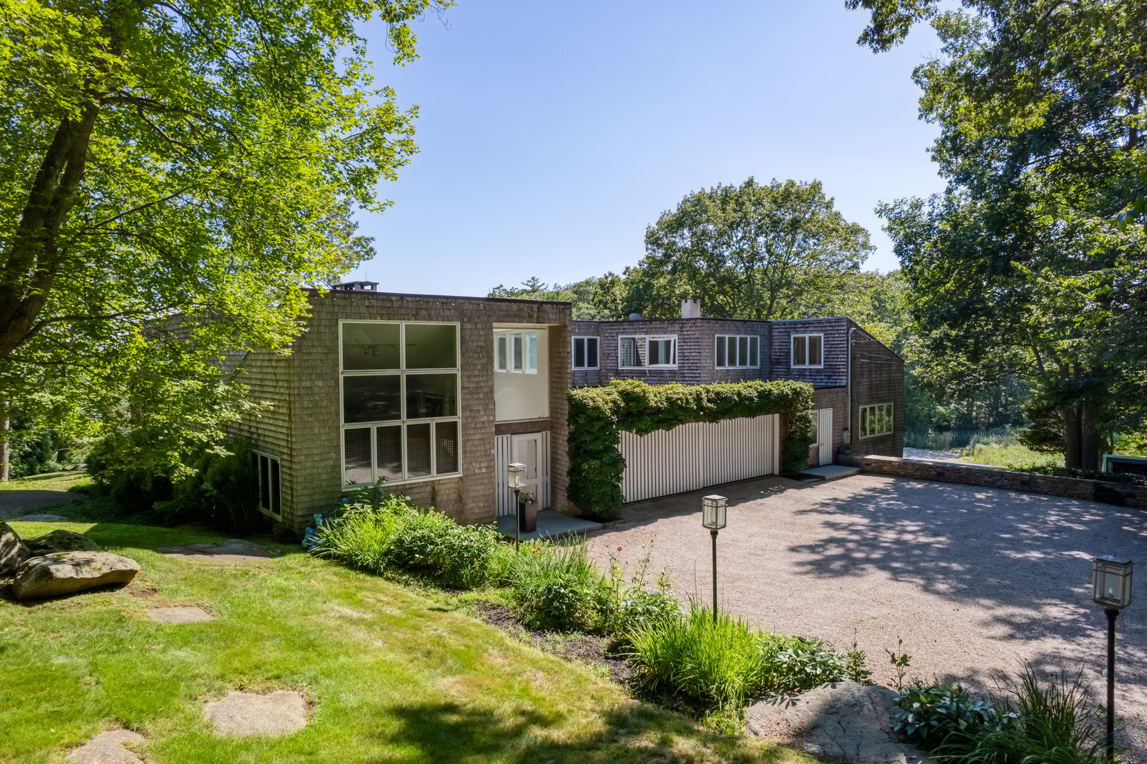 51 Andrews Road Photo 17