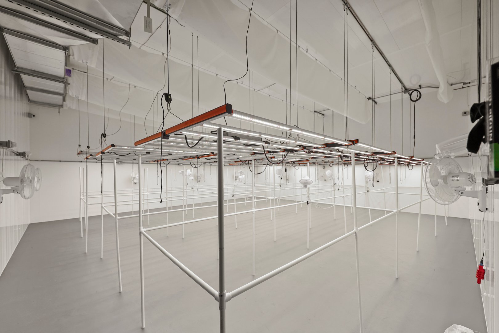 700 S Main St Photo 23