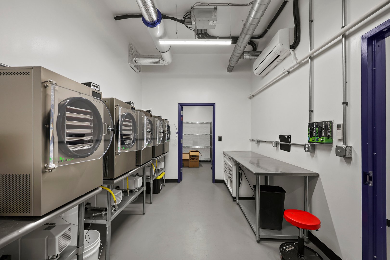 700 S Main St Photo 24