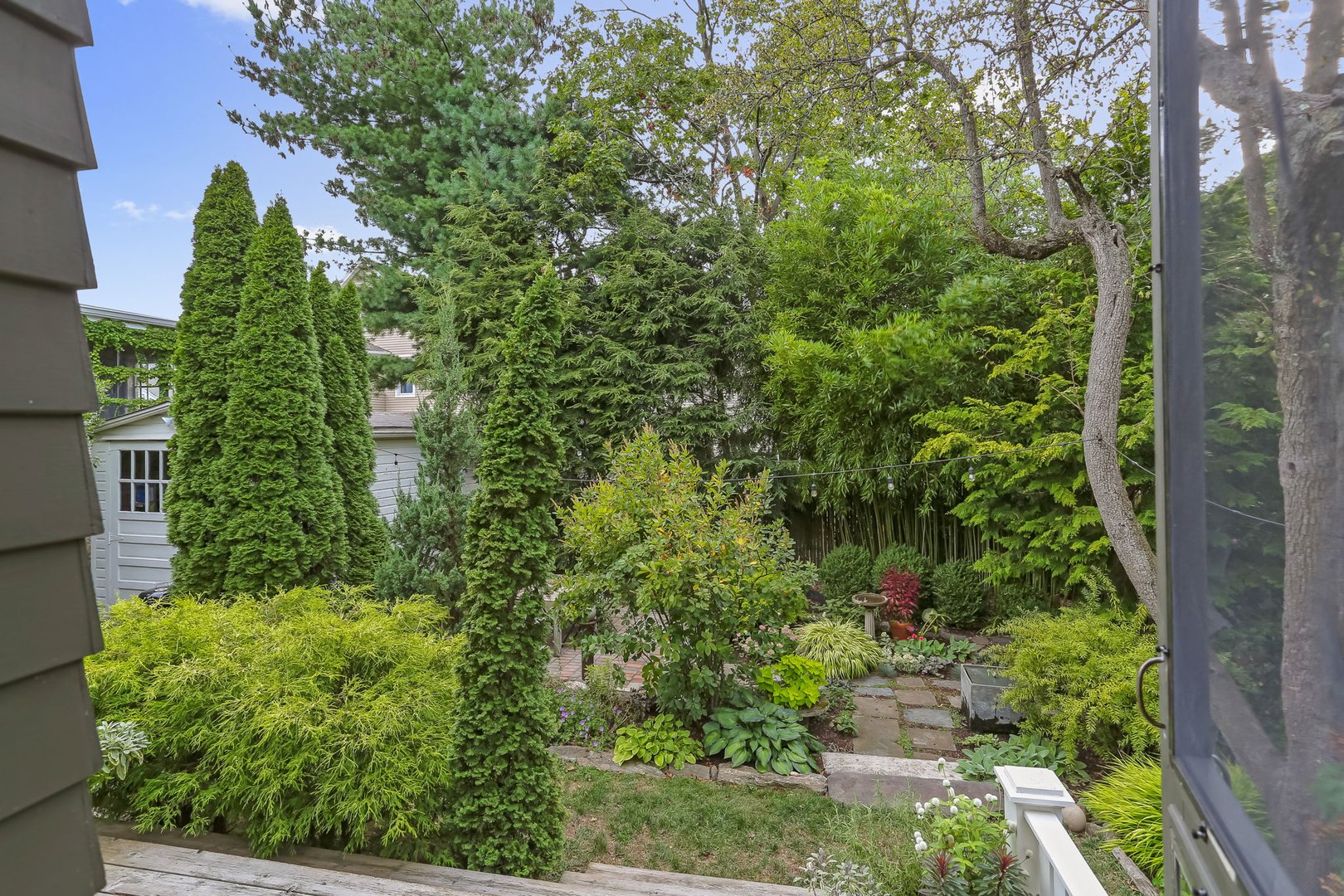 165 Bennett Street Photo 32