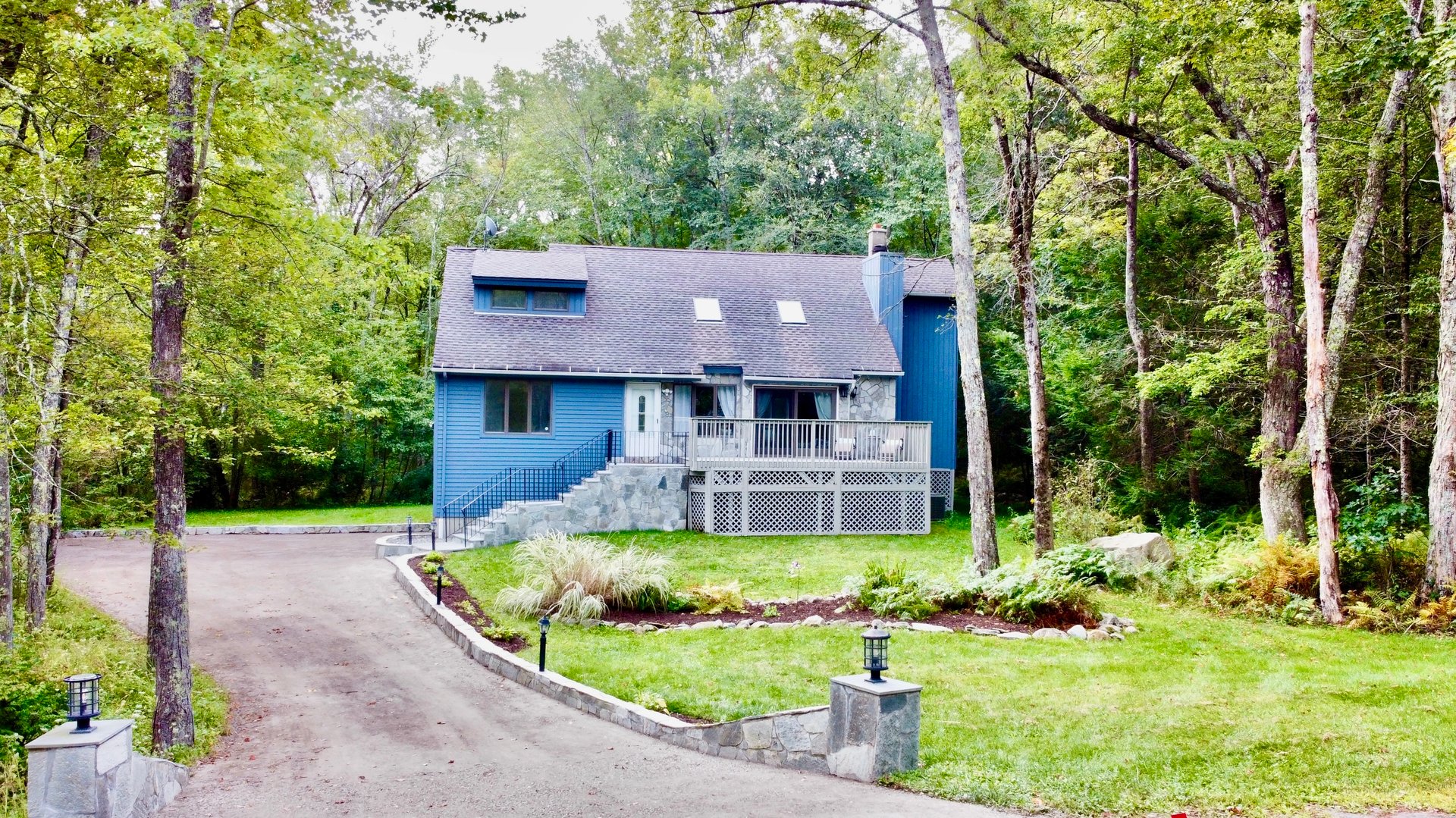 421 East Hyerdale Drive Photo 1