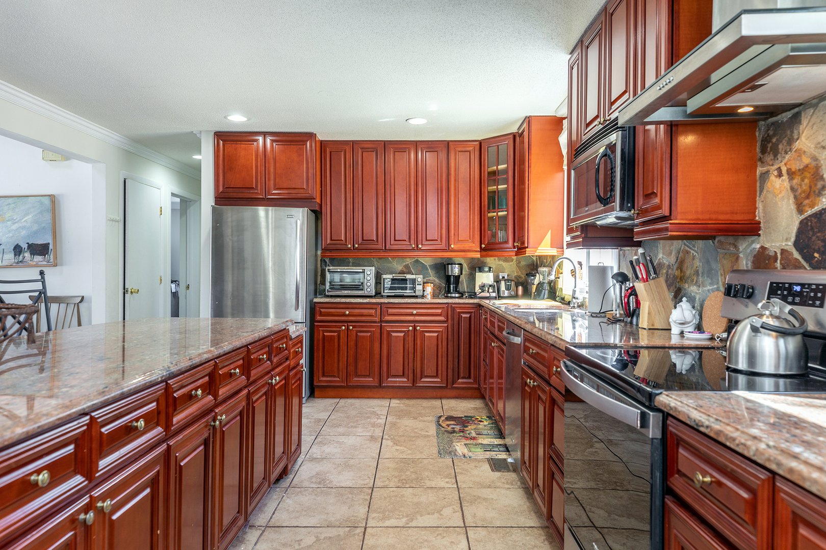 421 East Hyerdale Drive Photo 7