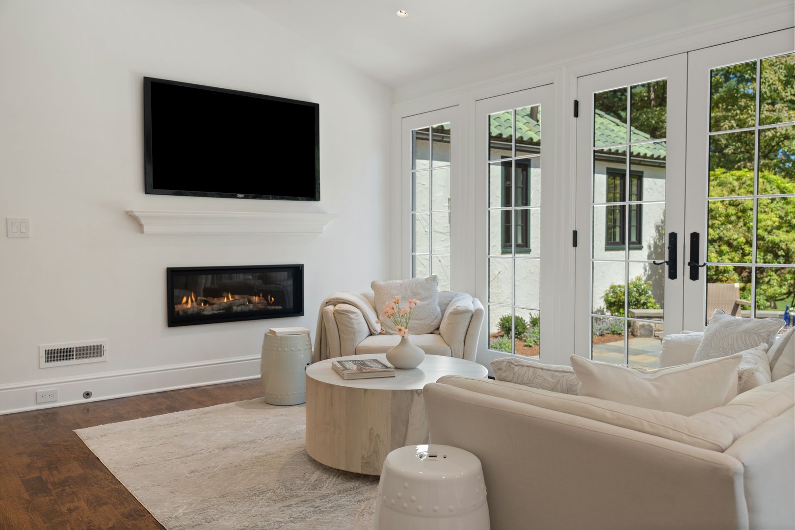 18 Tokeneke Trail Photo 19