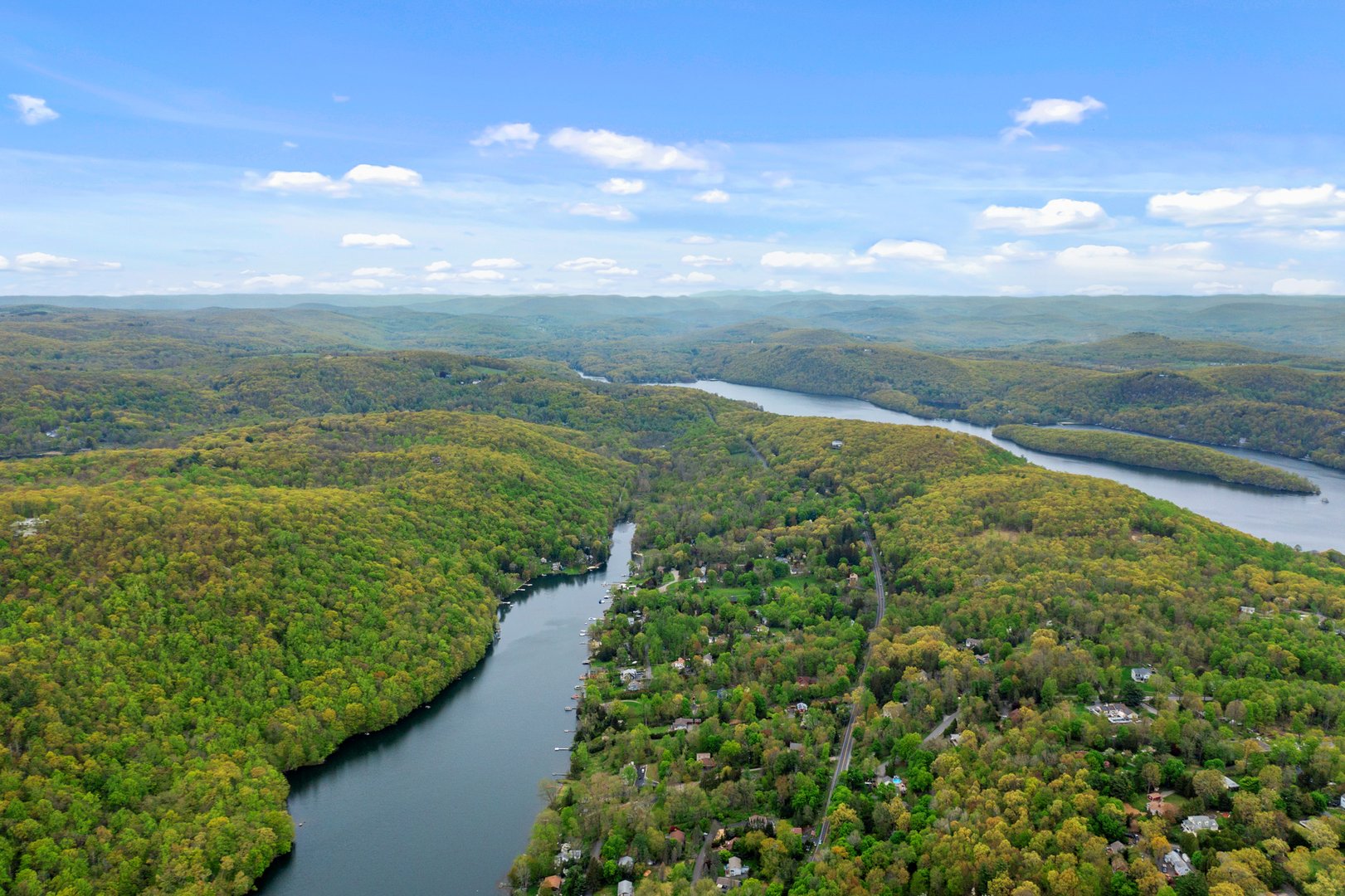 Wagon Wheel Road Photo 13