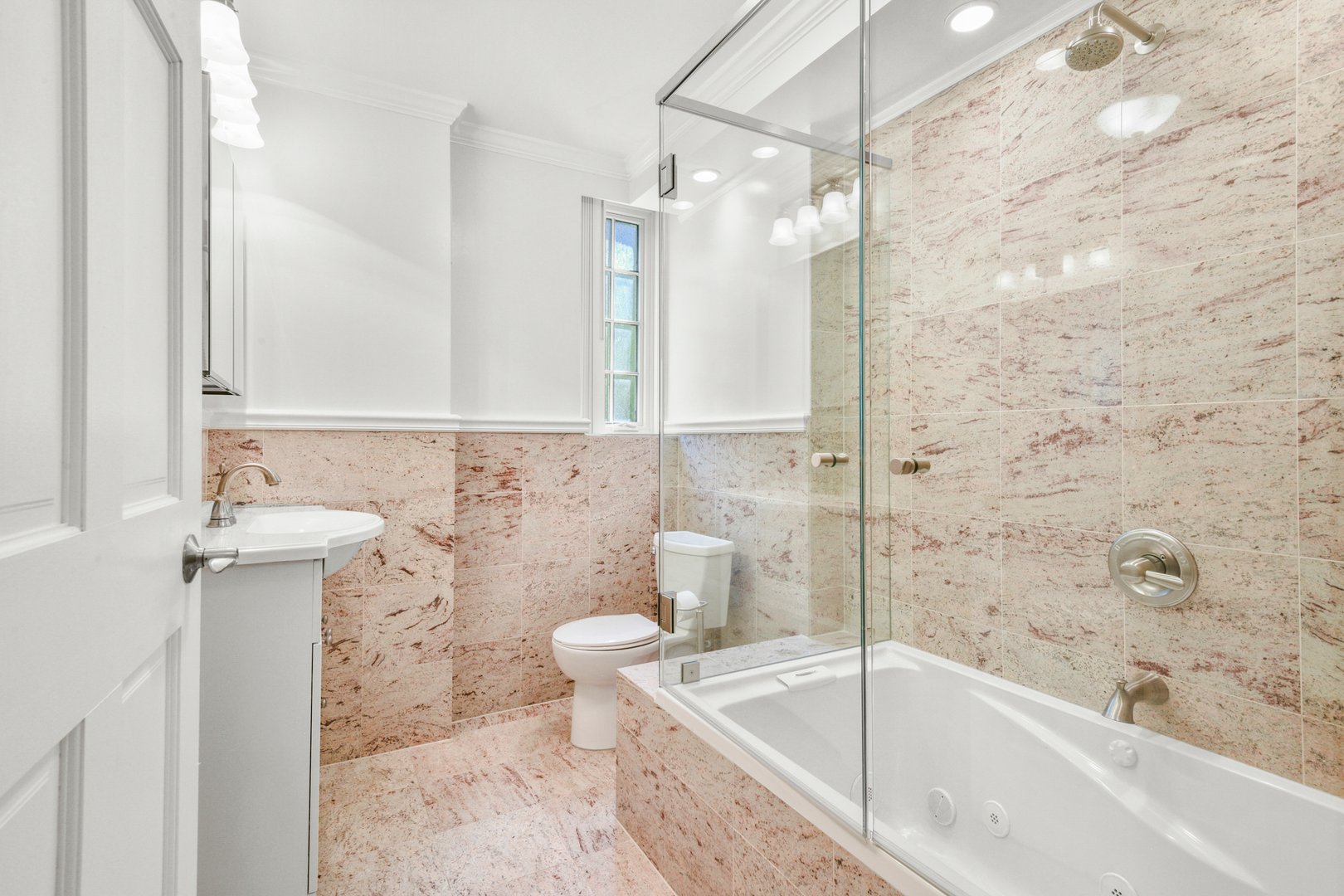 1 Rivermere  #1G Photo 17