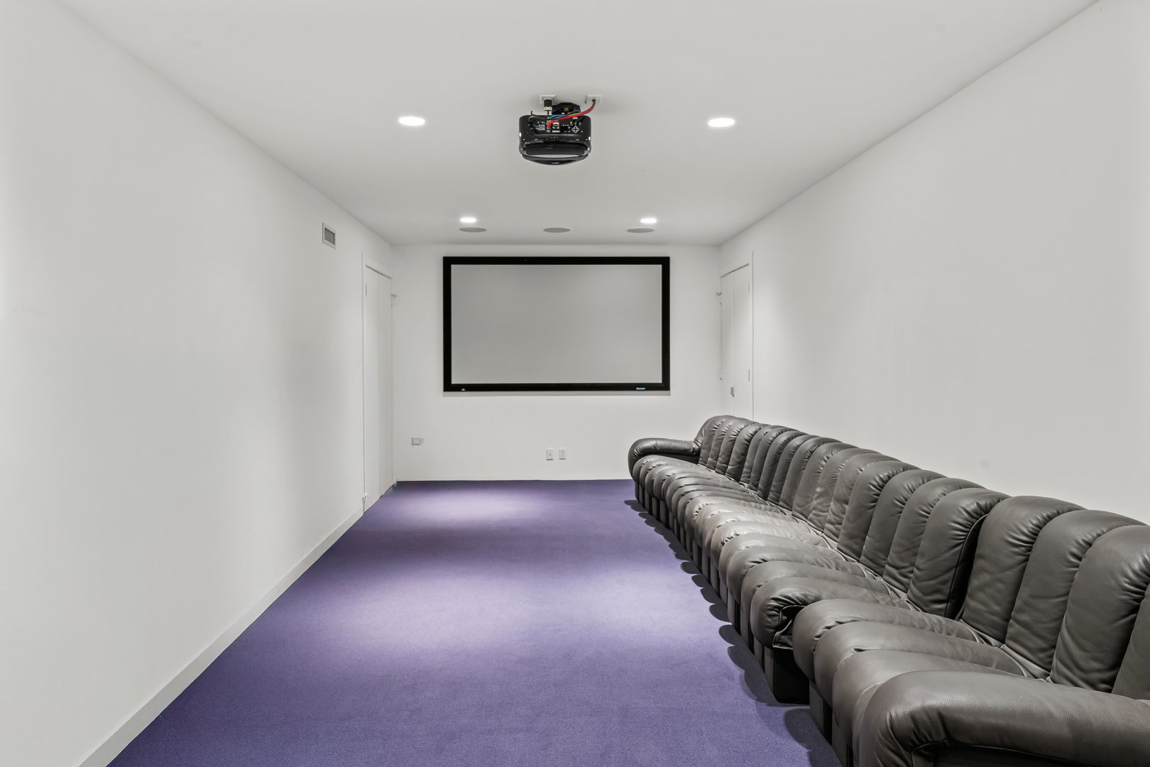 565 Oenoke Ridge Photo 25