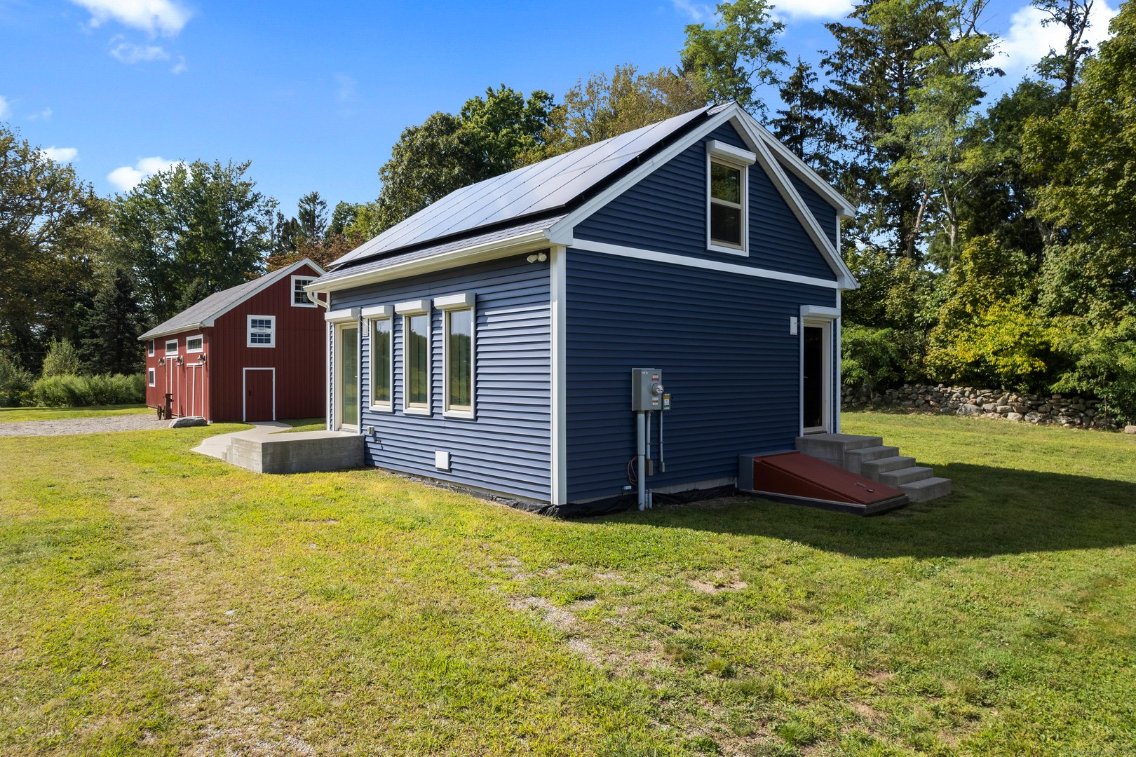 587 Taugwonk Road Photo 10