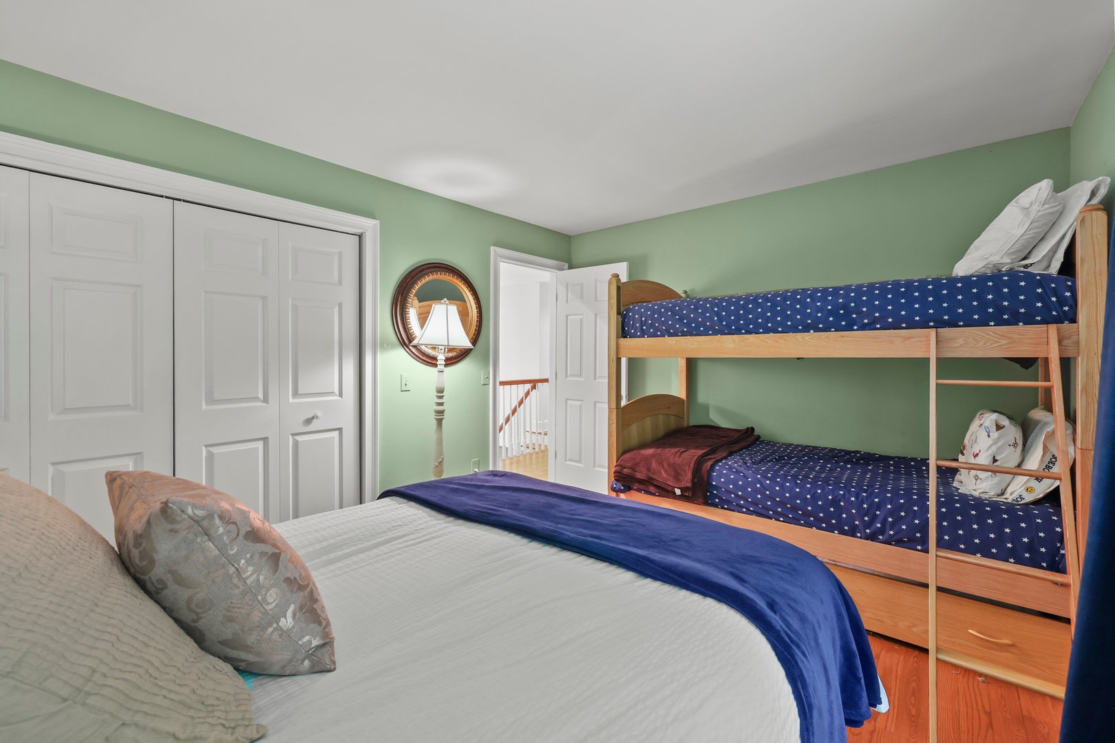 905 West Rd Photo 35