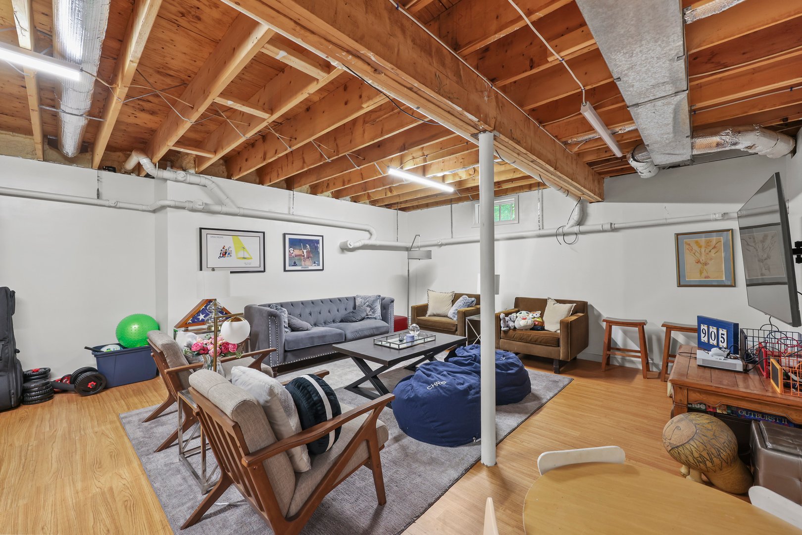 905 West Rd Photo 40