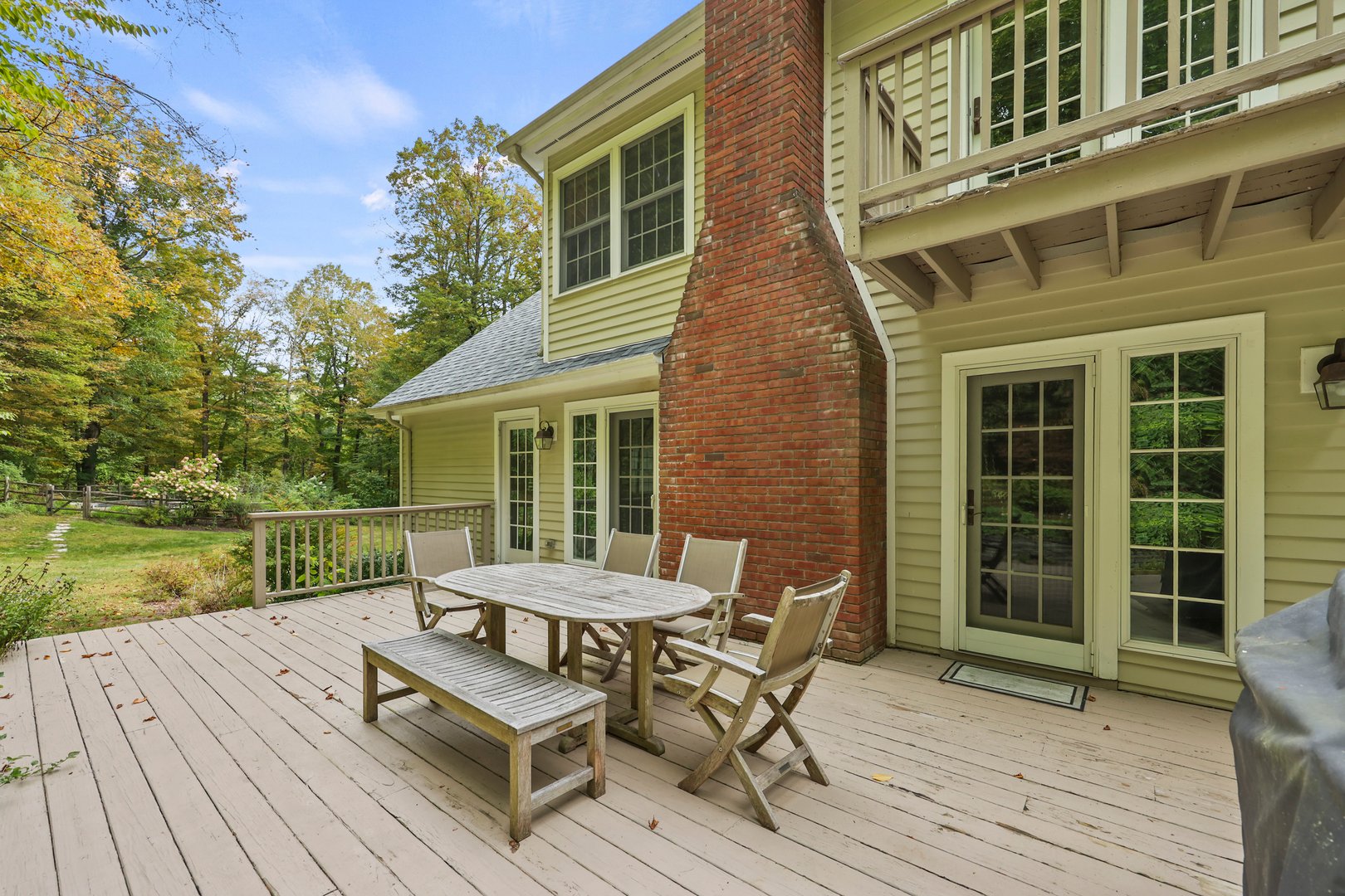 905 West Rd Photo 47