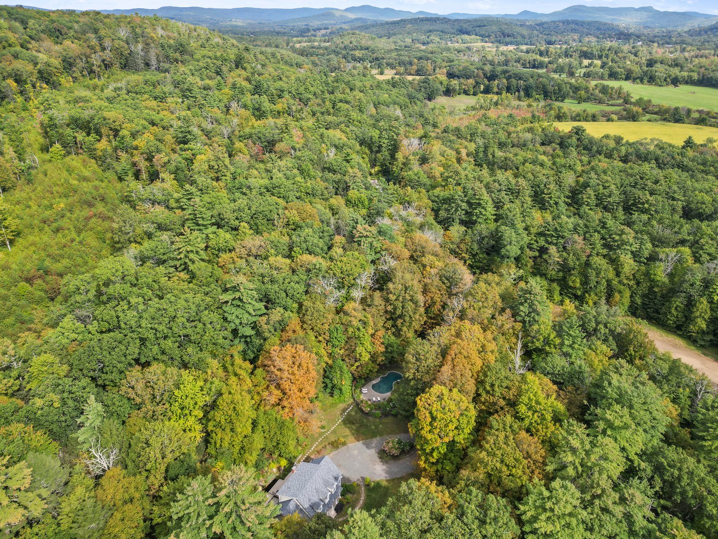 905 West Rd Photo 59