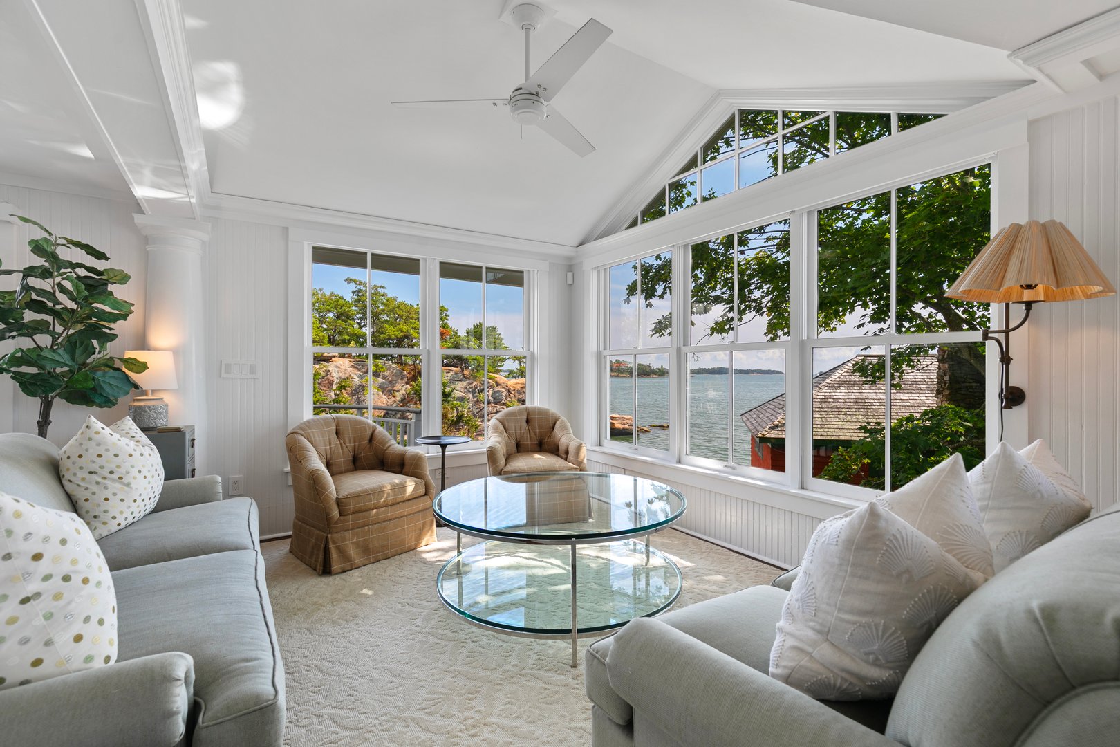 33 Thimble Farms Road Photo 6