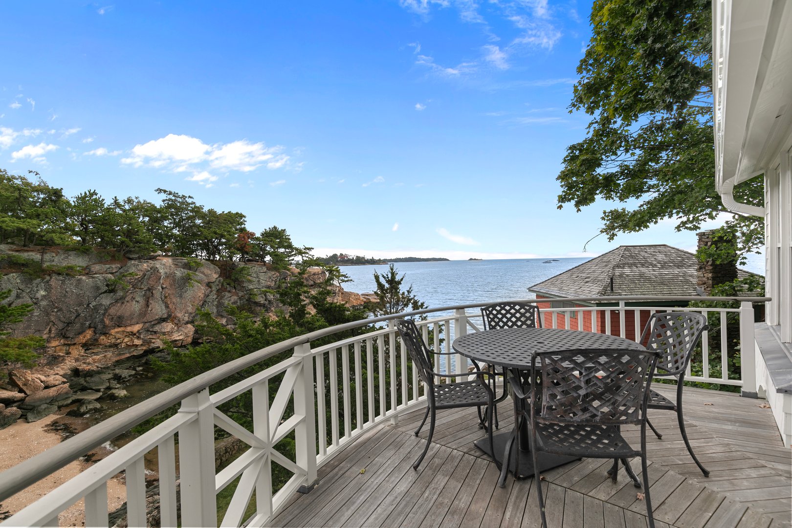 33 Thimble Farms Road Photo 7