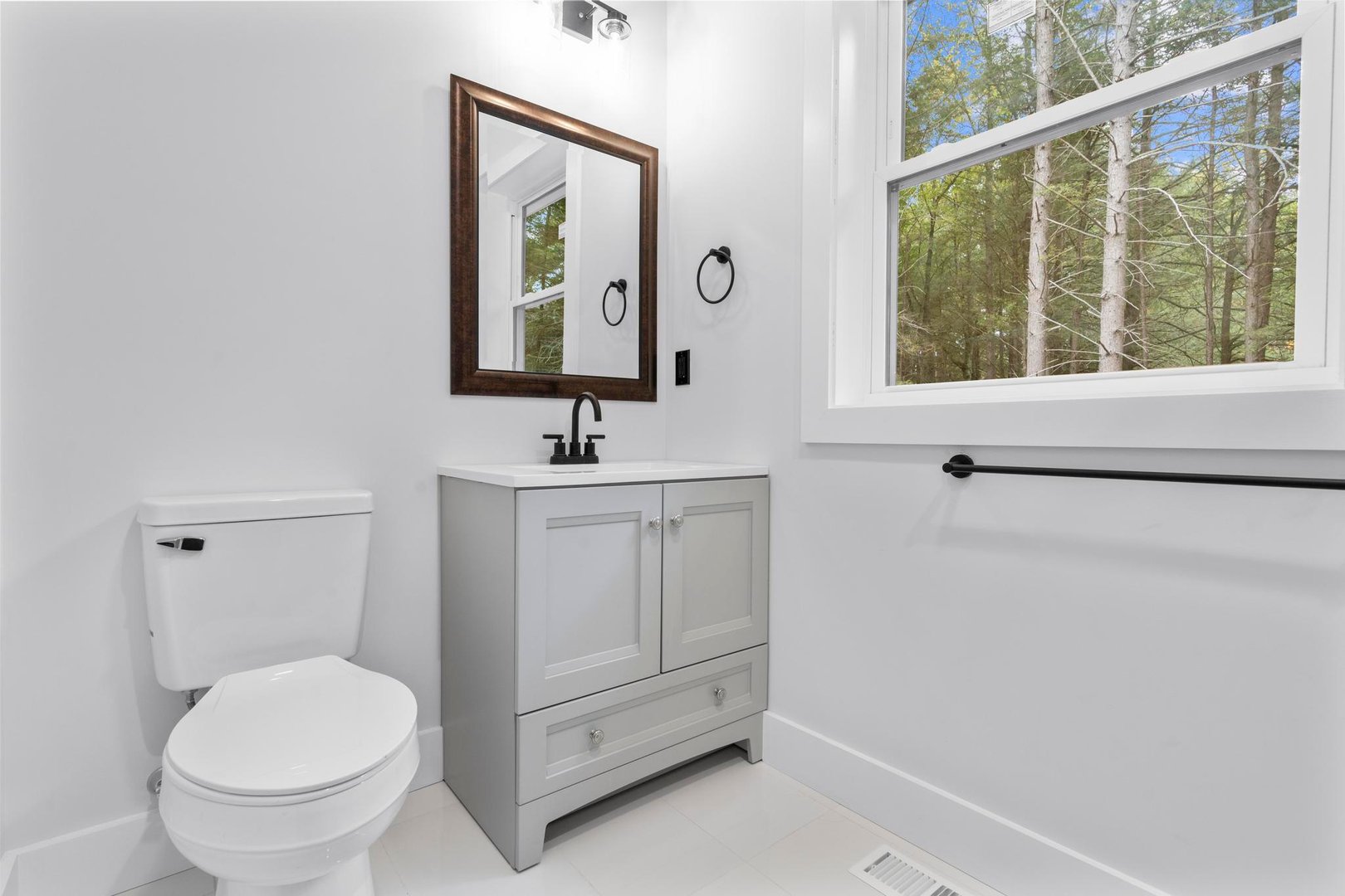 68 Paxton Court Photo 20