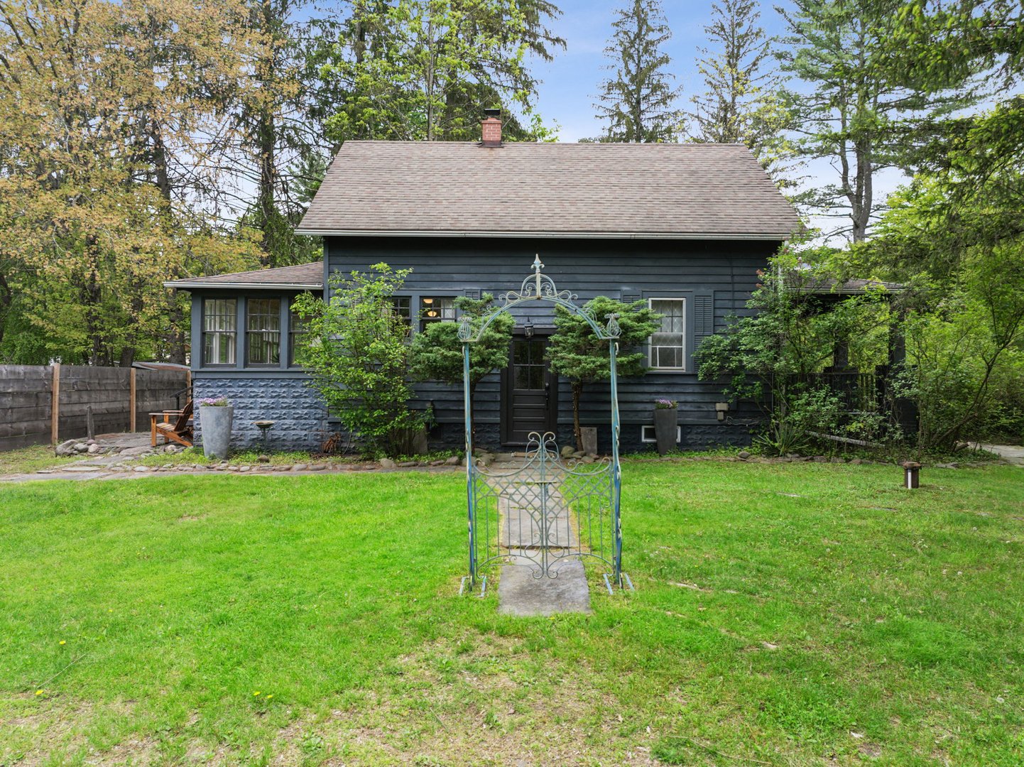 3207-3209 Route 212 Photo 3