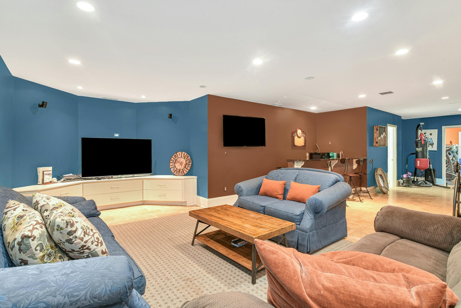 96 Comstock Hill Avenue Photo 25