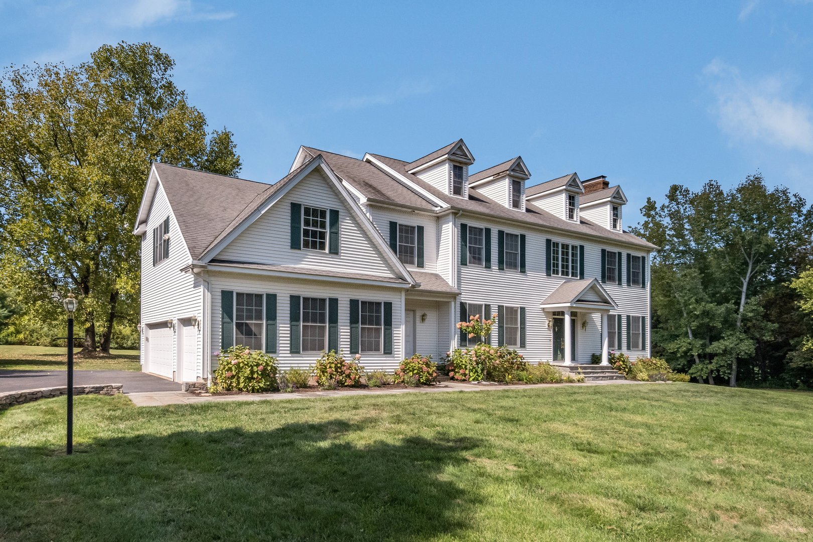 121r Stage Coach Road Photo 1