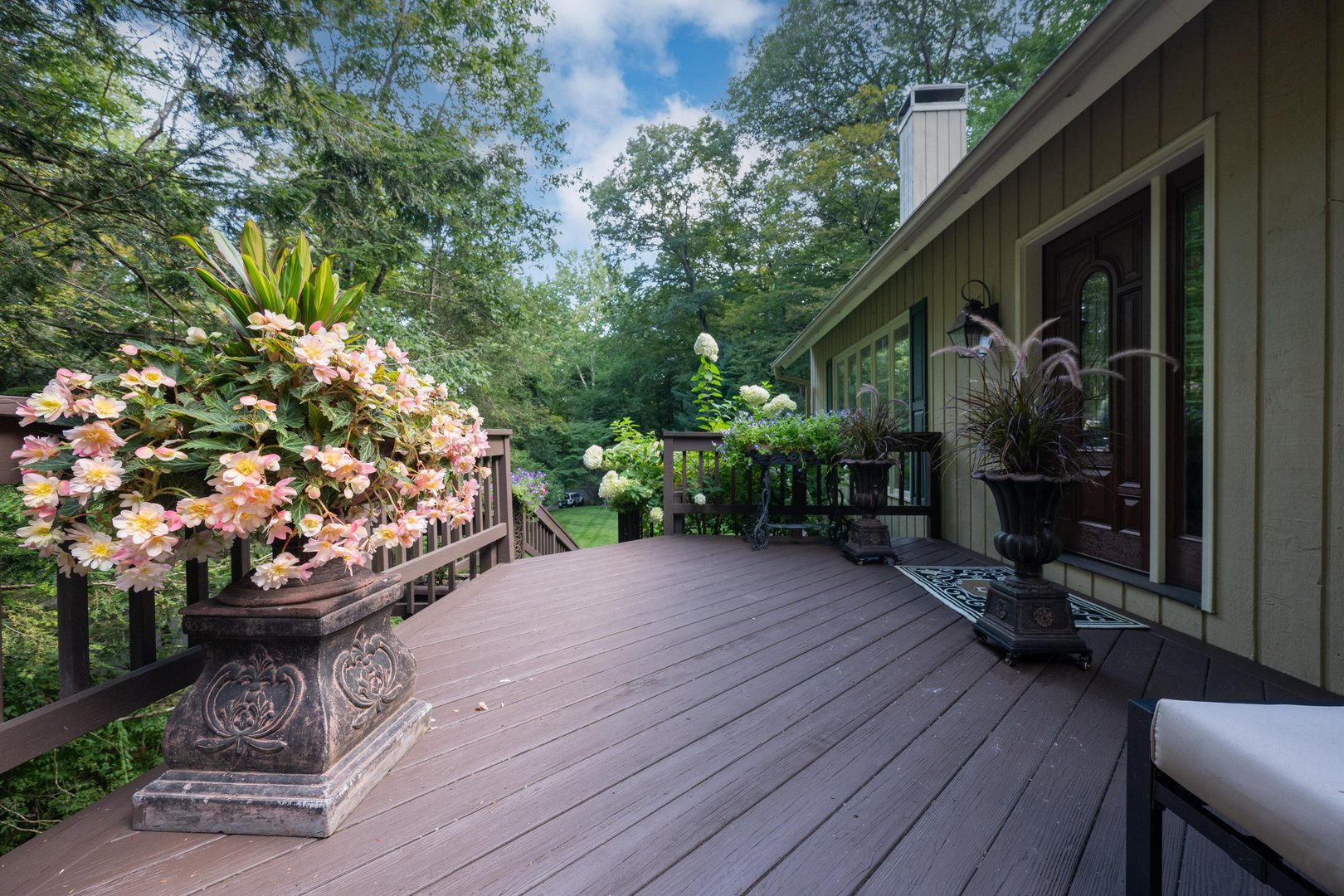 26 Cove Road Photo 3