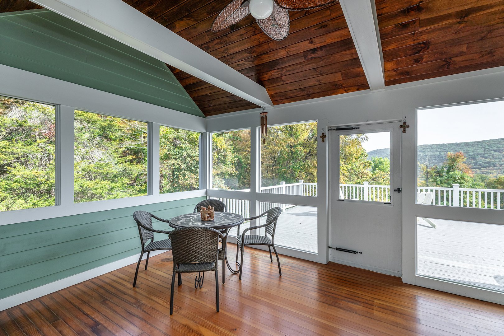 168 Cobble Road Photo 10