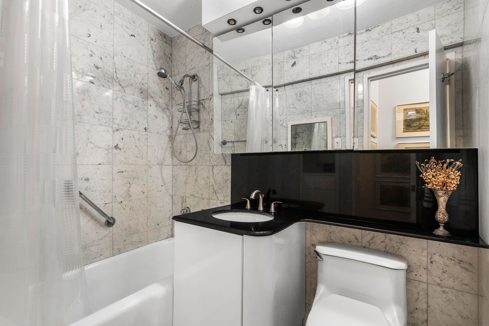 177 E Hartsdale Avenue  #2Y Photo 18