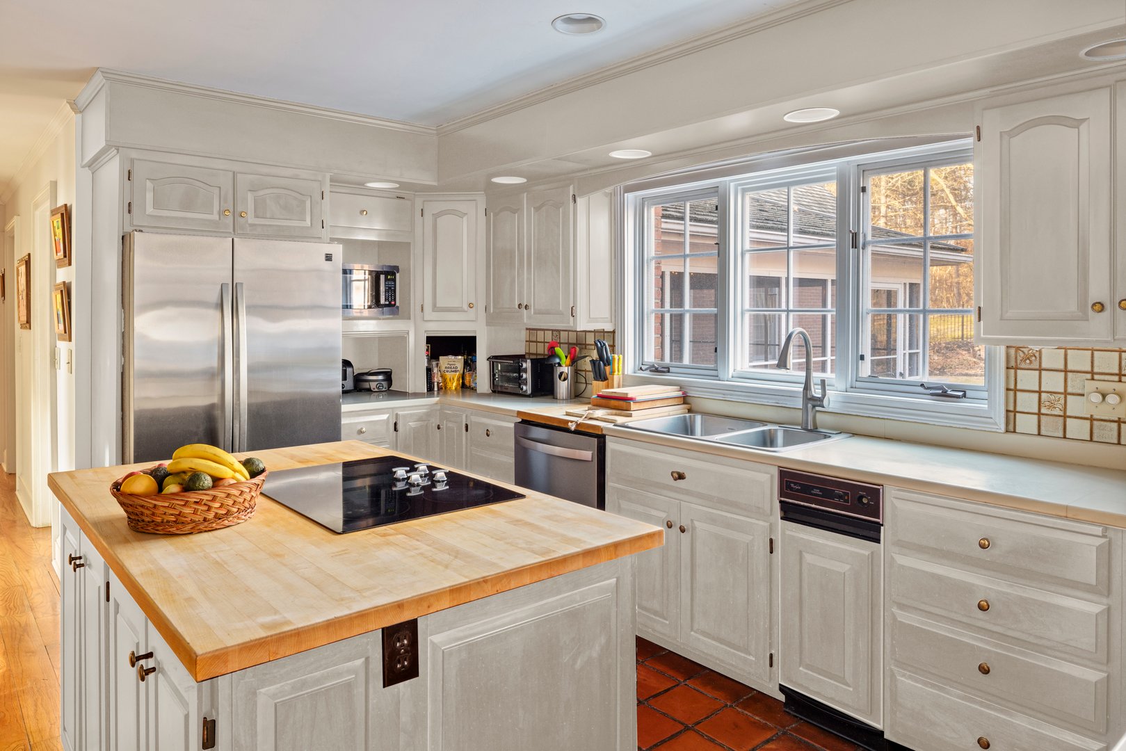 147 Rock City Road Photo 5