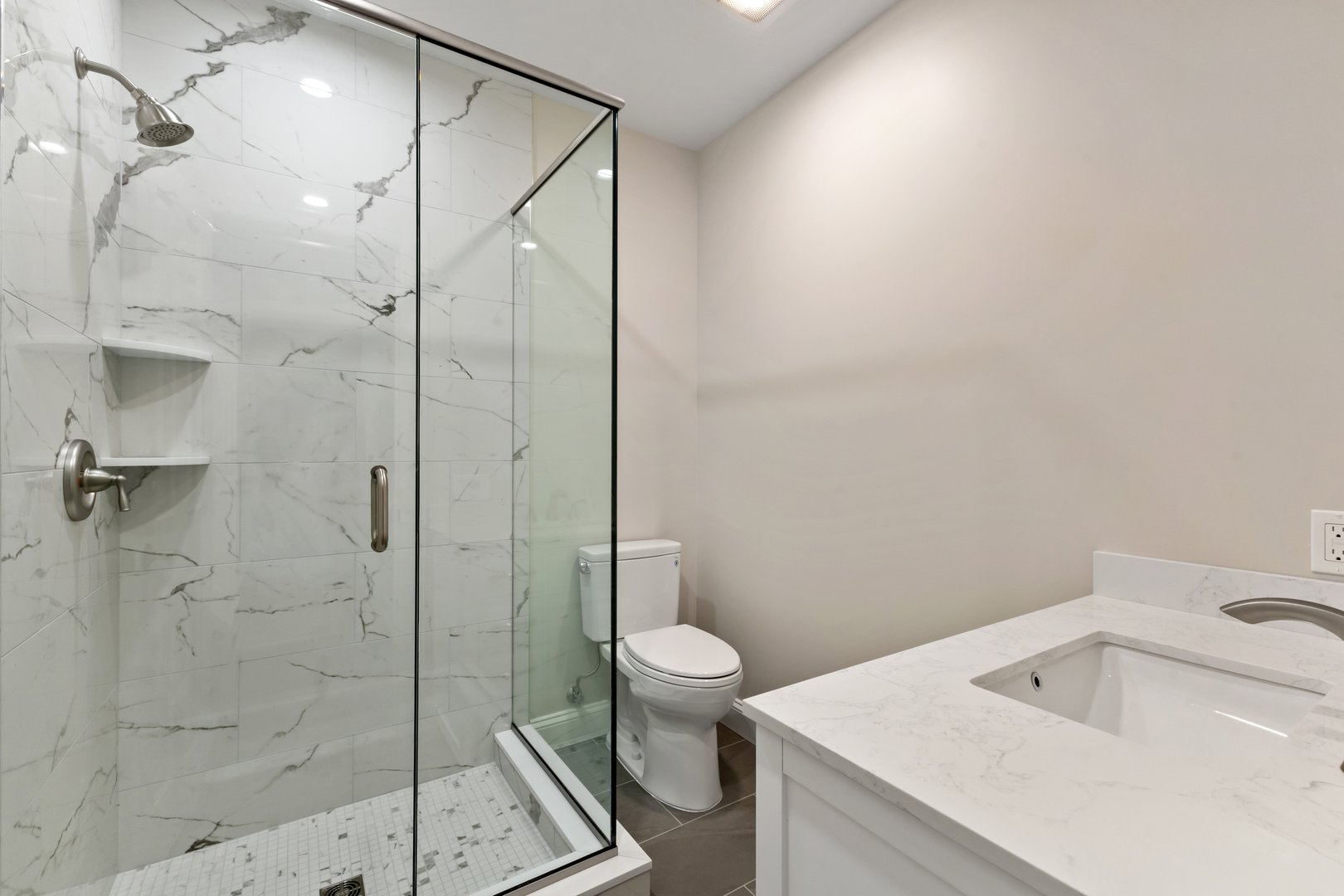 40 Ledge Avenue Photo 9