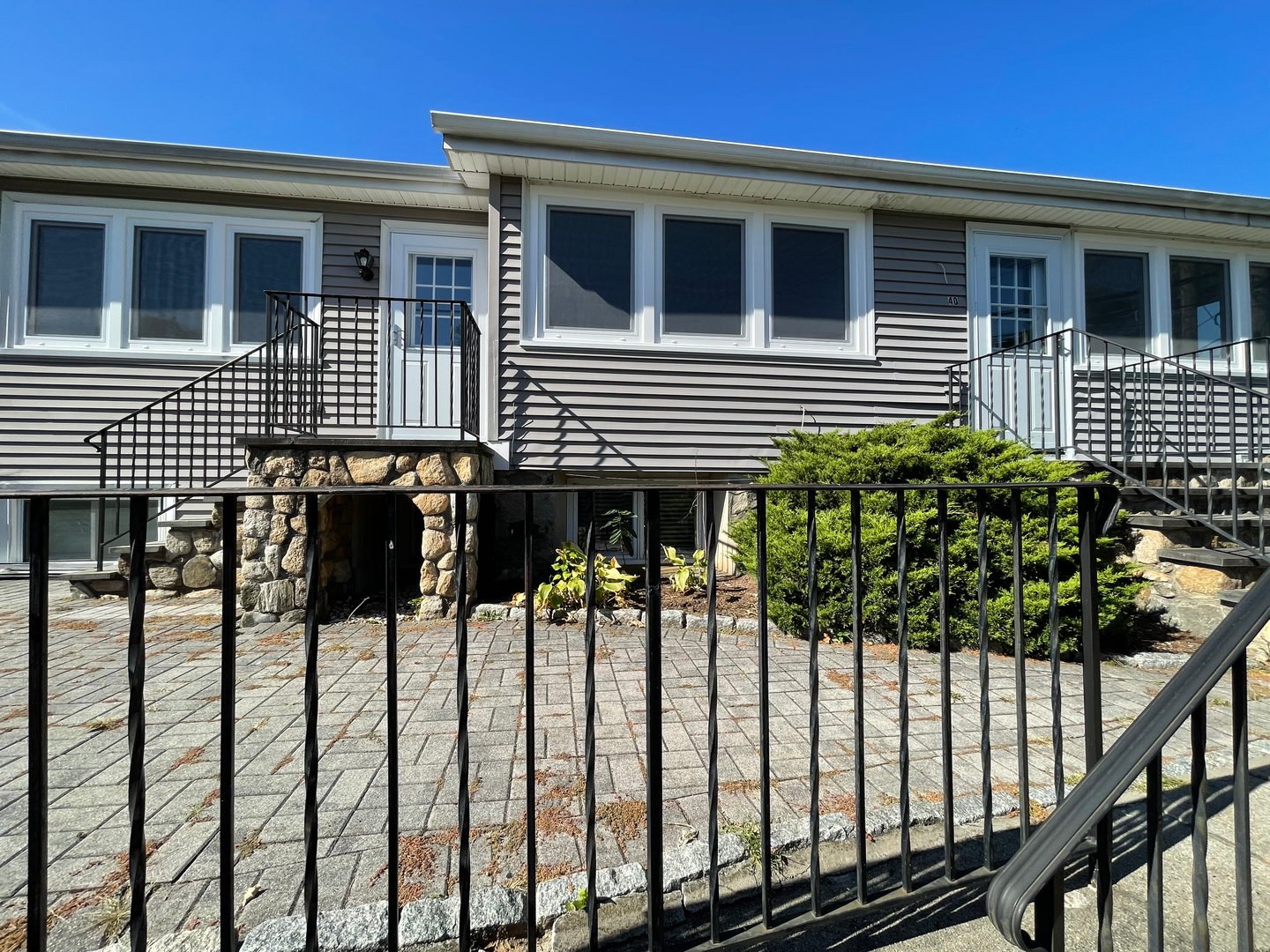 40 Ledge Avenue Photo 7