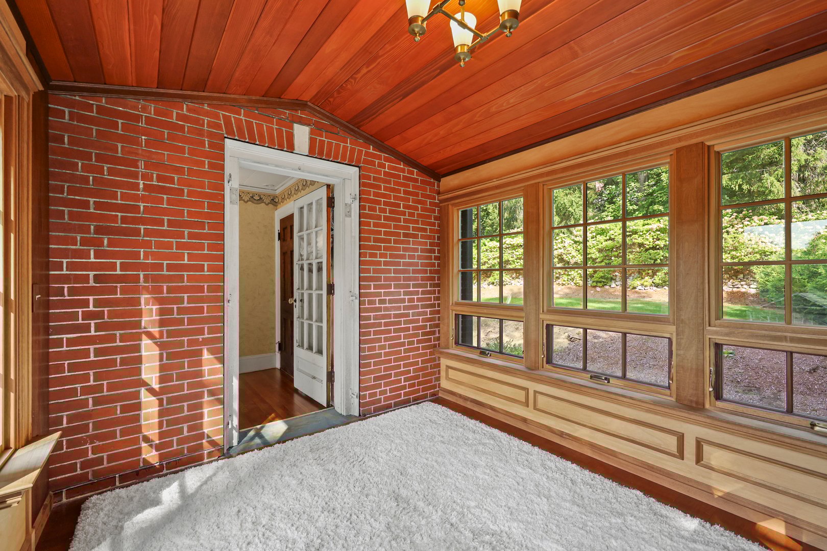 5 Crofut St Photo 40