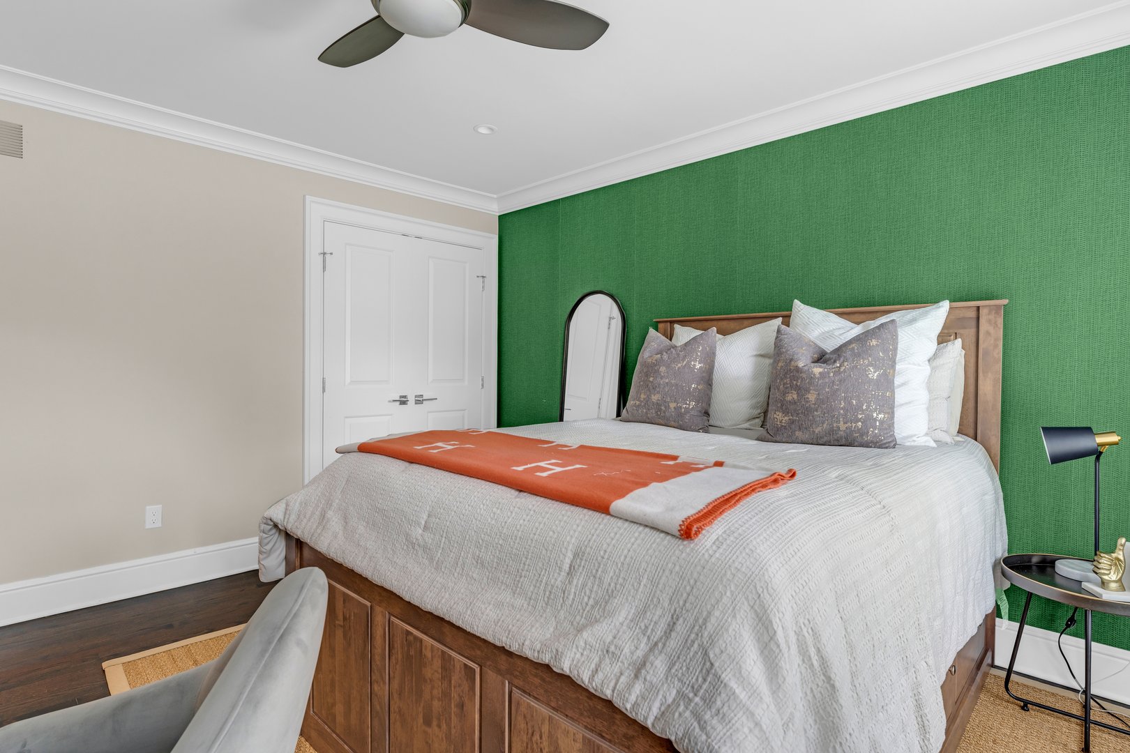 8 Jacob Lane Photo 23