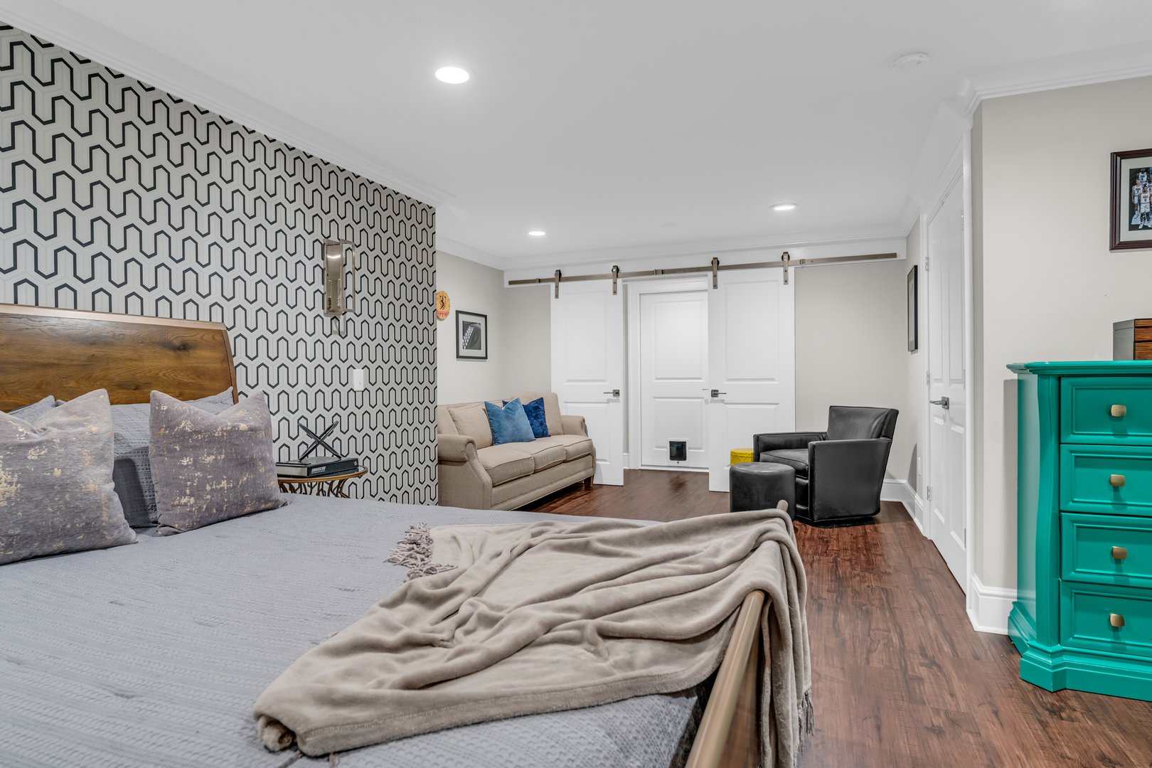 8 Jacob Lane Photo 26