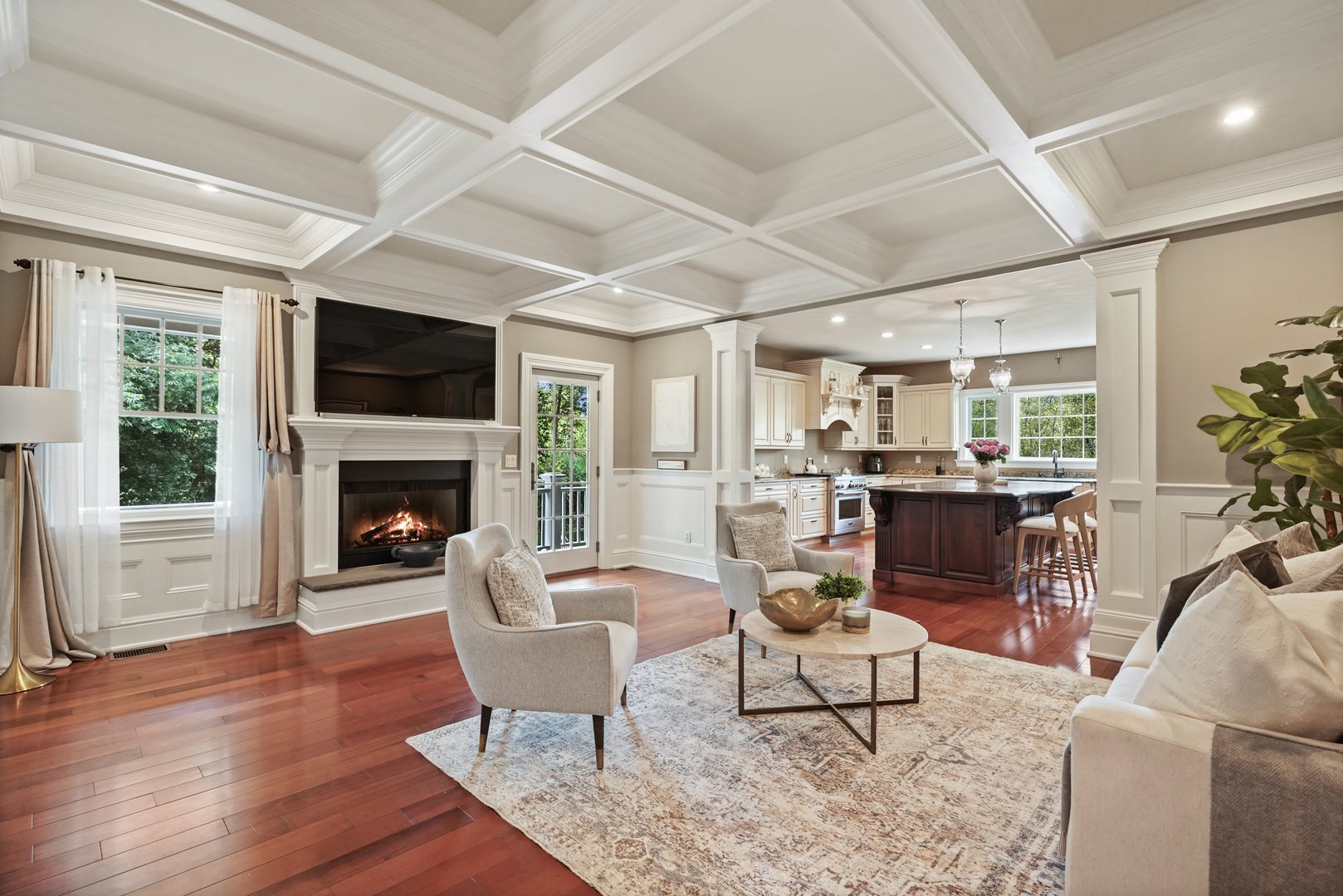 230 Spring Street Photo 9