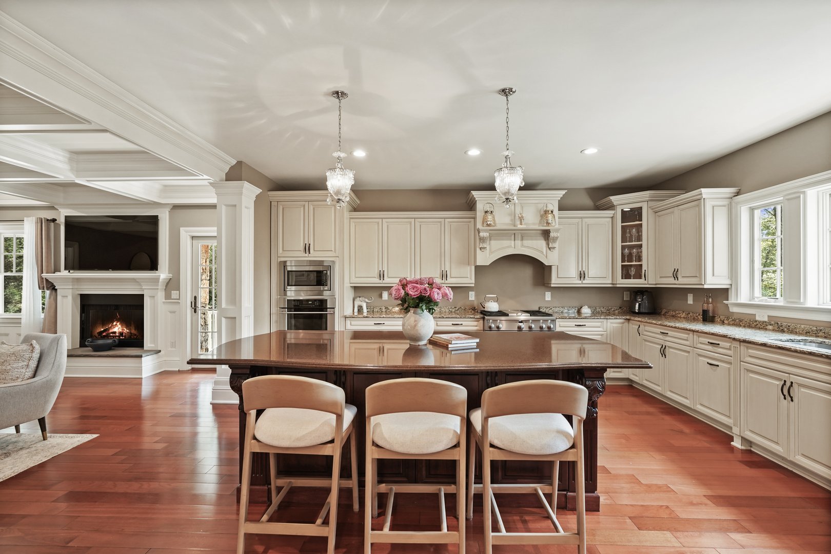 230 Spring Street Photo 10