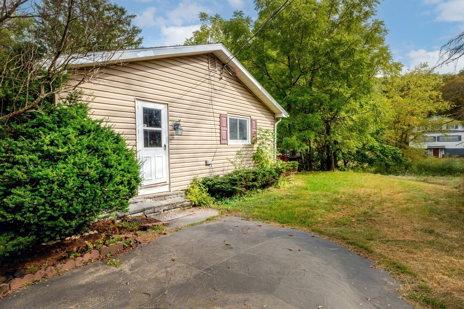 240 Stevers Crossing Road Photo 17