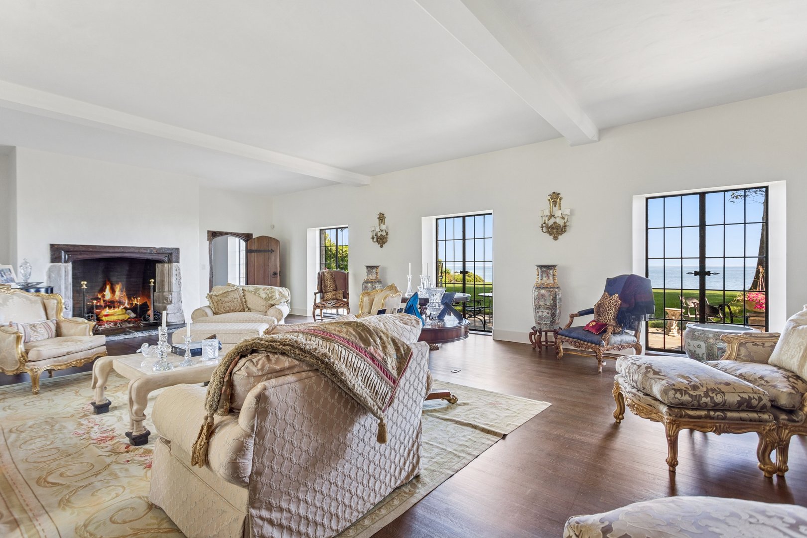 92 Beachside Avenue Photo 13