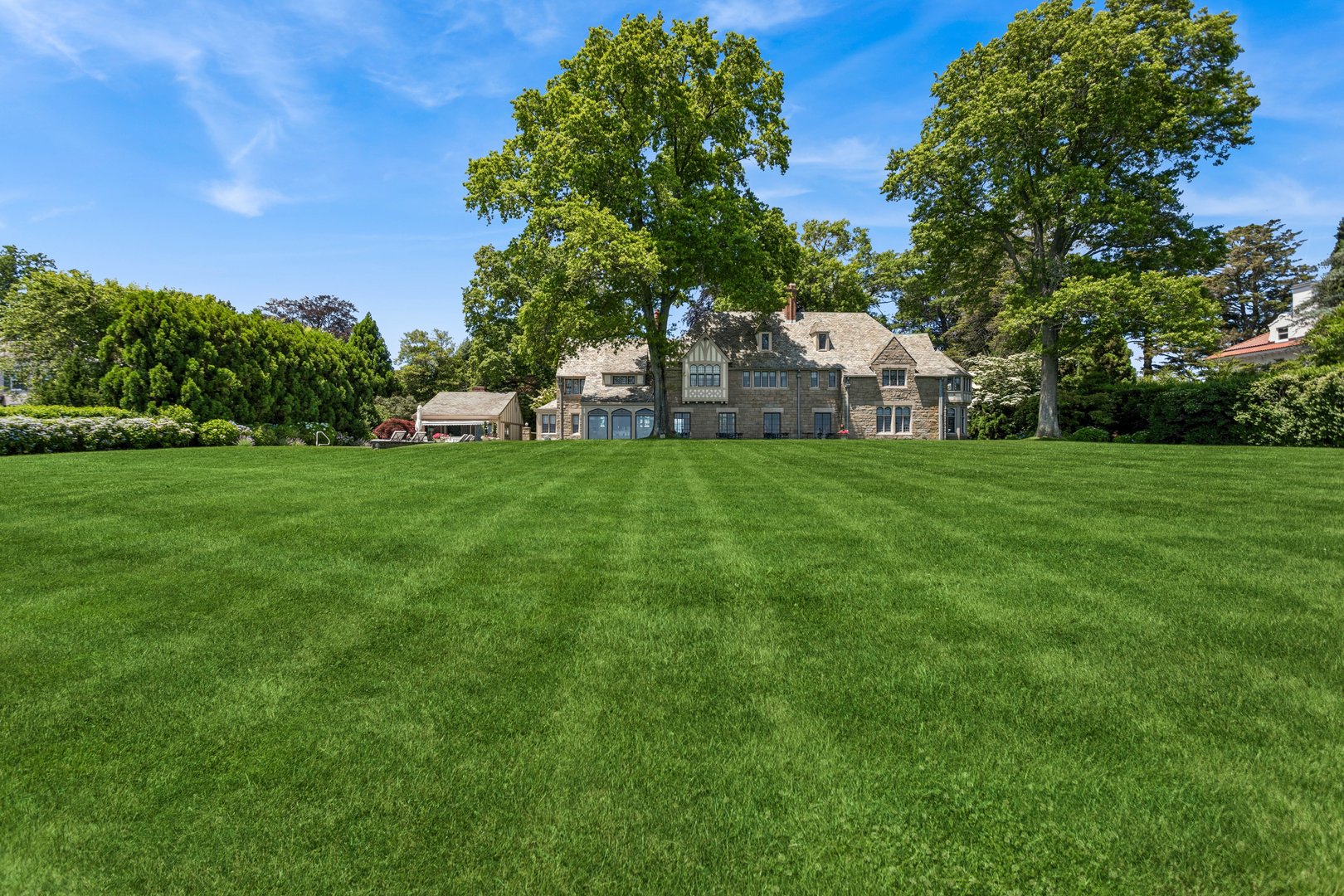 92 Beachside Avenue Photo 24