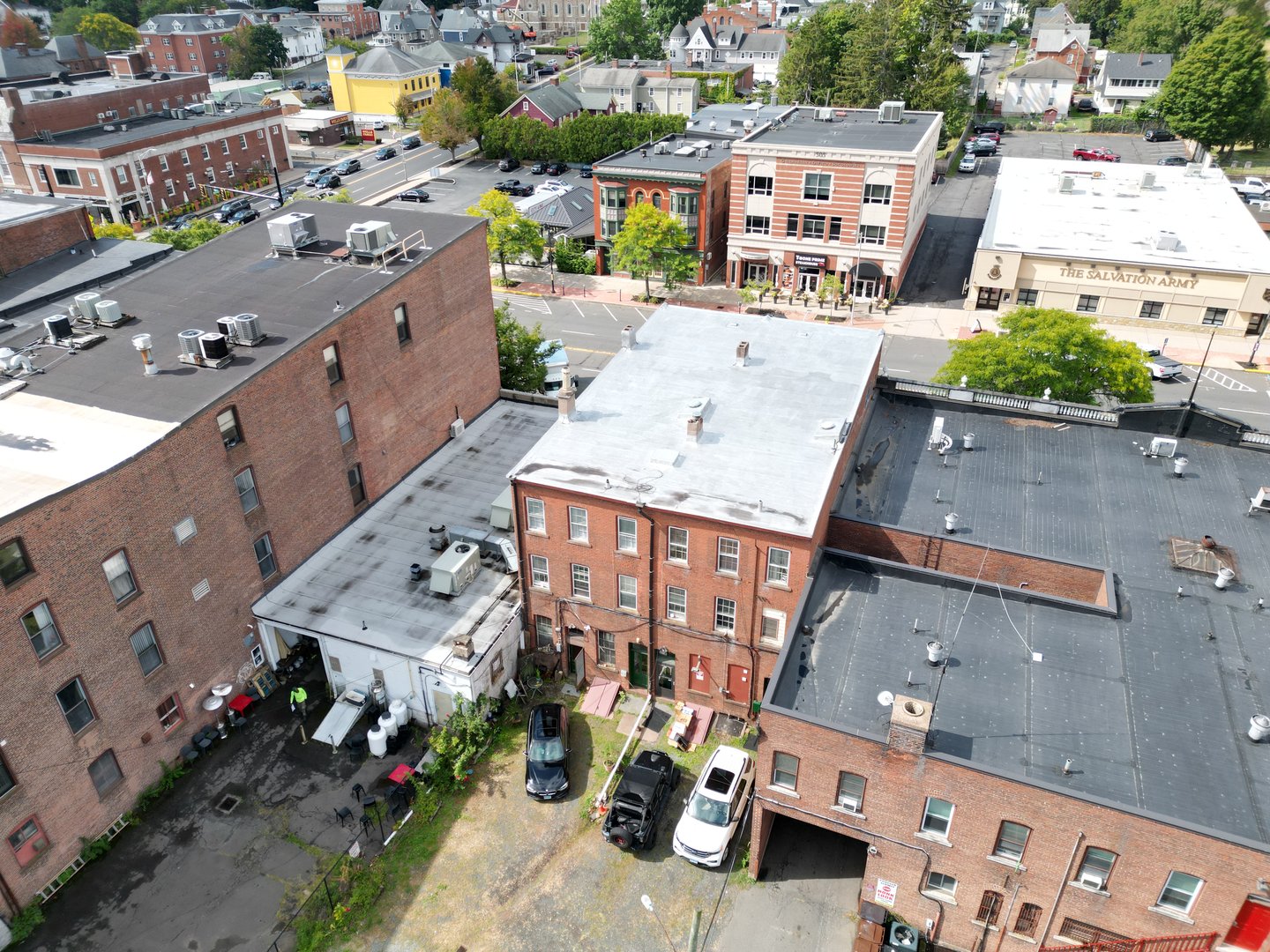 504 Main Street Photo 29