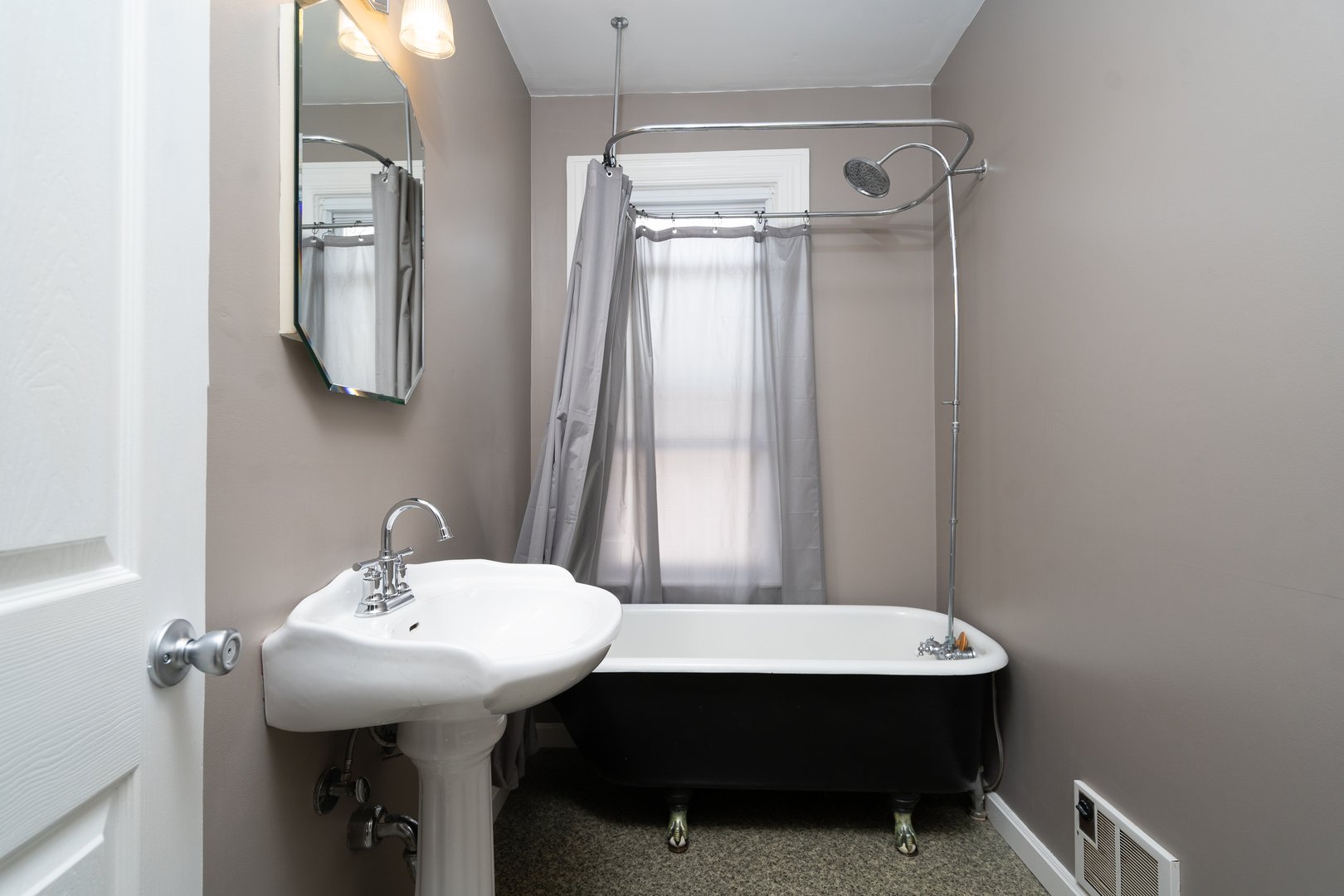 9 Thames Terrace Photo 22