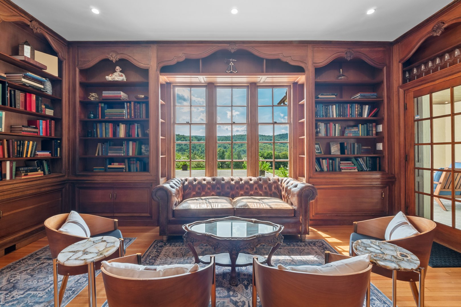 8 Webster Rd Photo 10