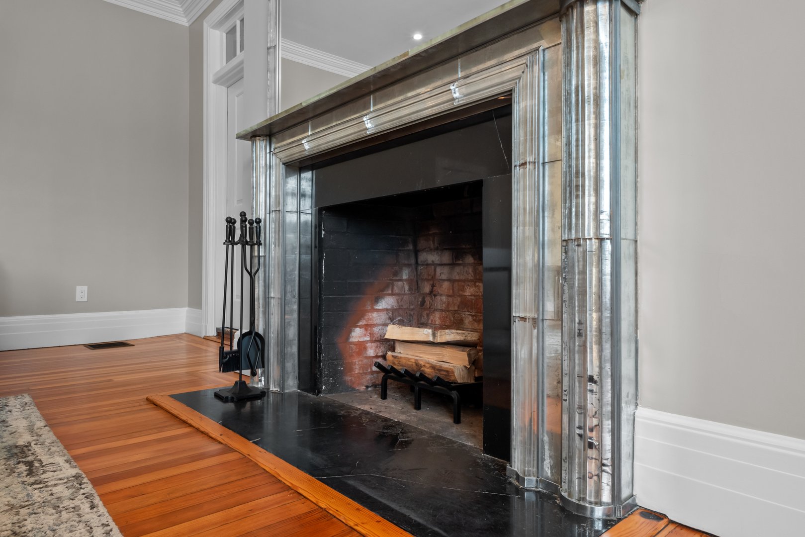 8 Webster Rd Photo 12