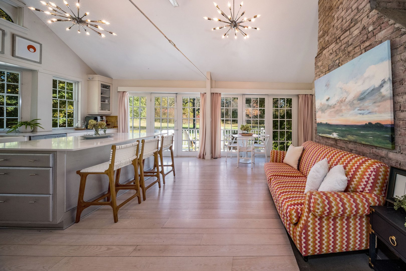 4 Hamburg Road Photo 8