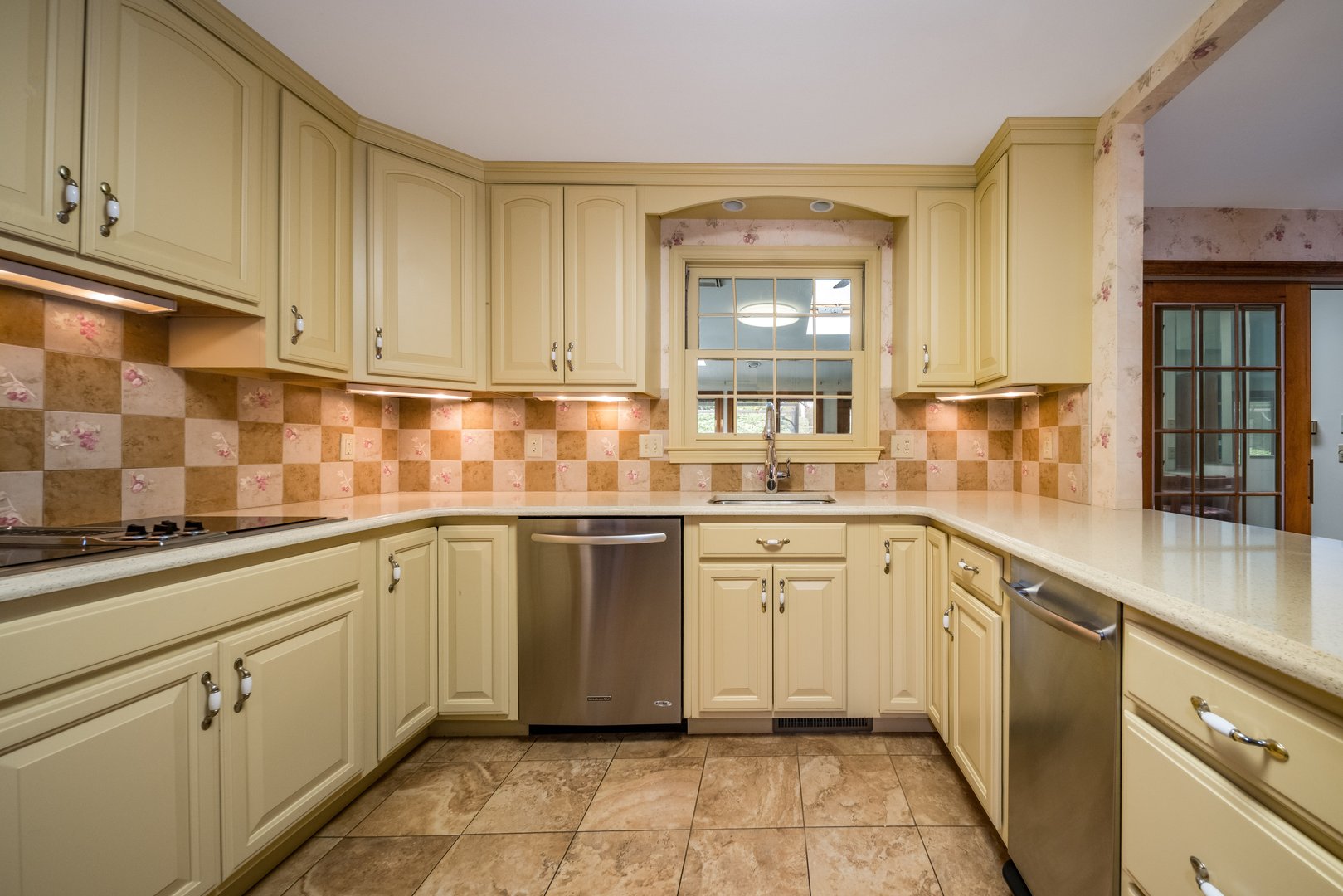 78 Kennedy Drive Photo 10