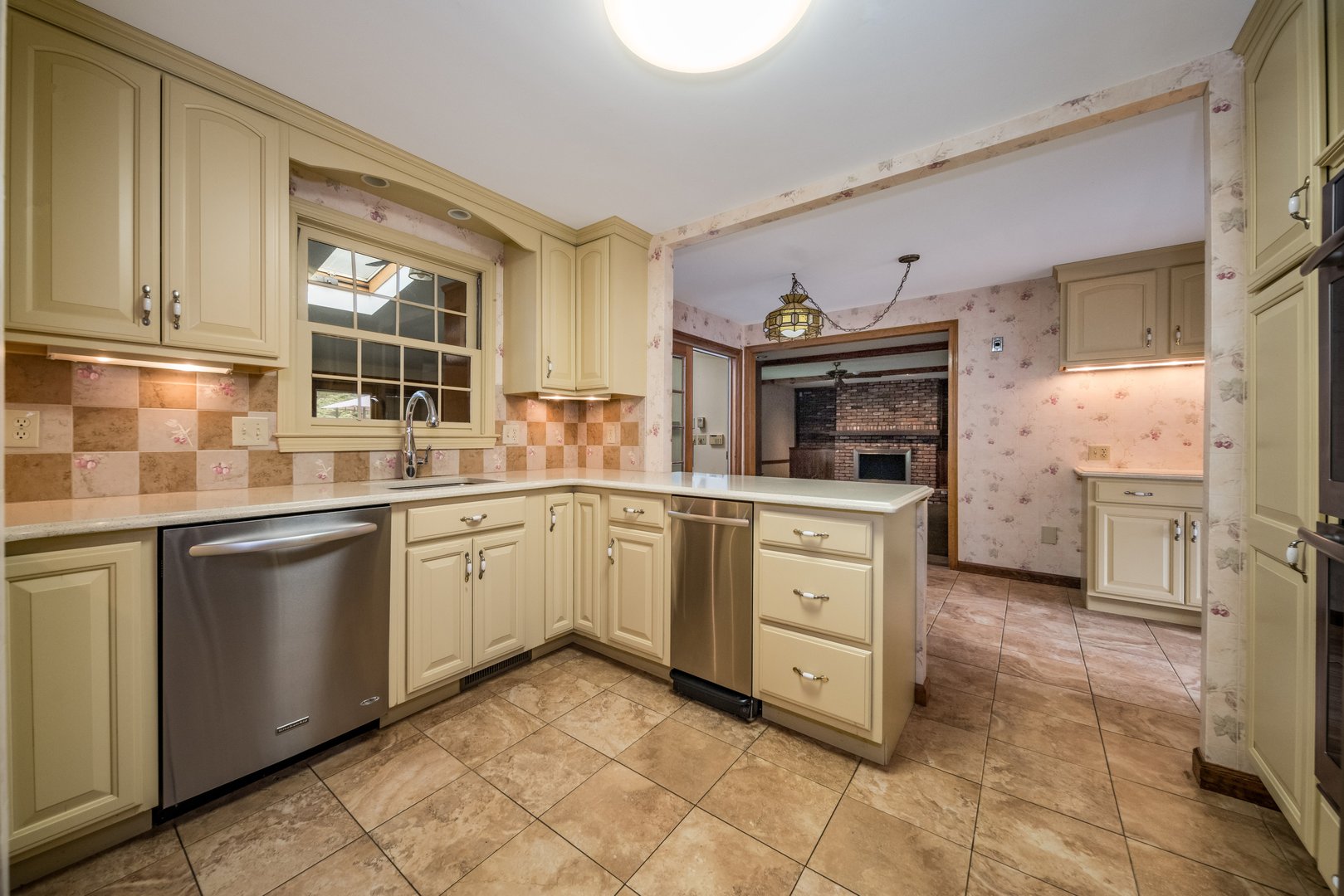 78 Kennedy Drive Photo 9