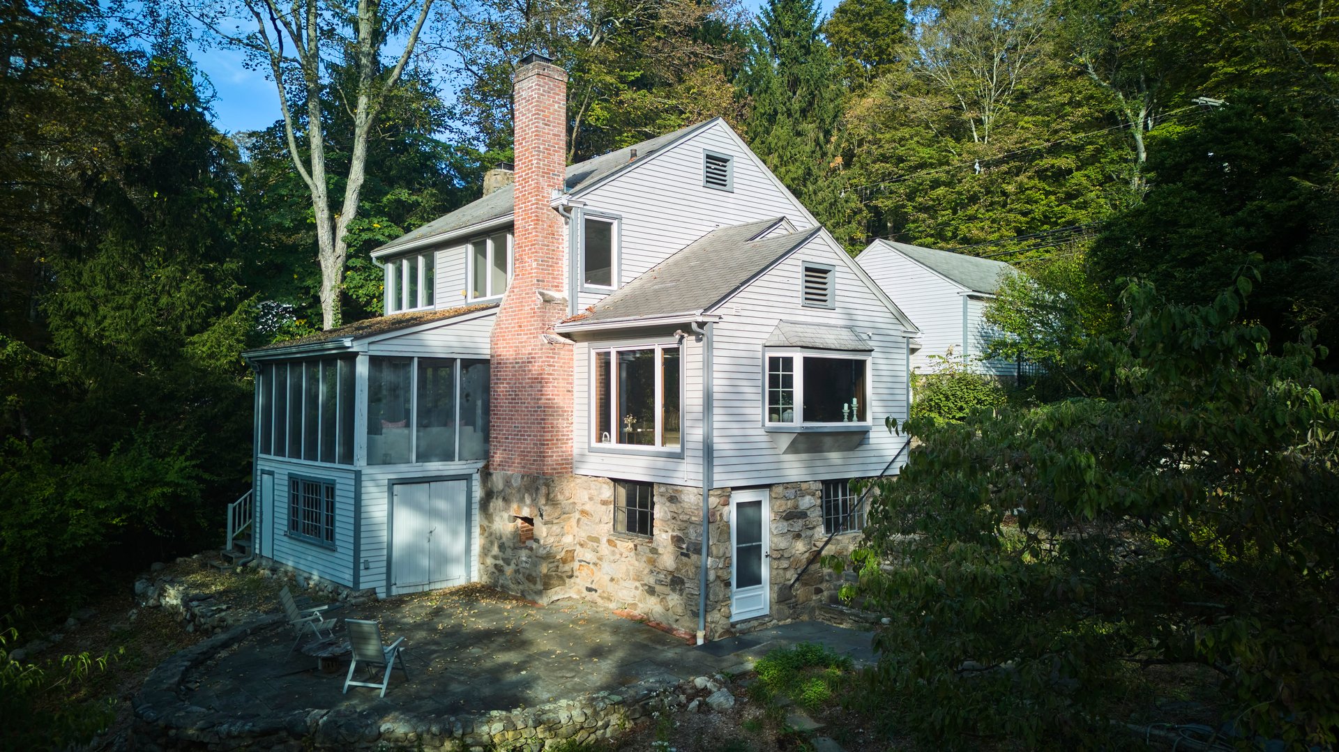 136 Lyons Plain Road Photo 15