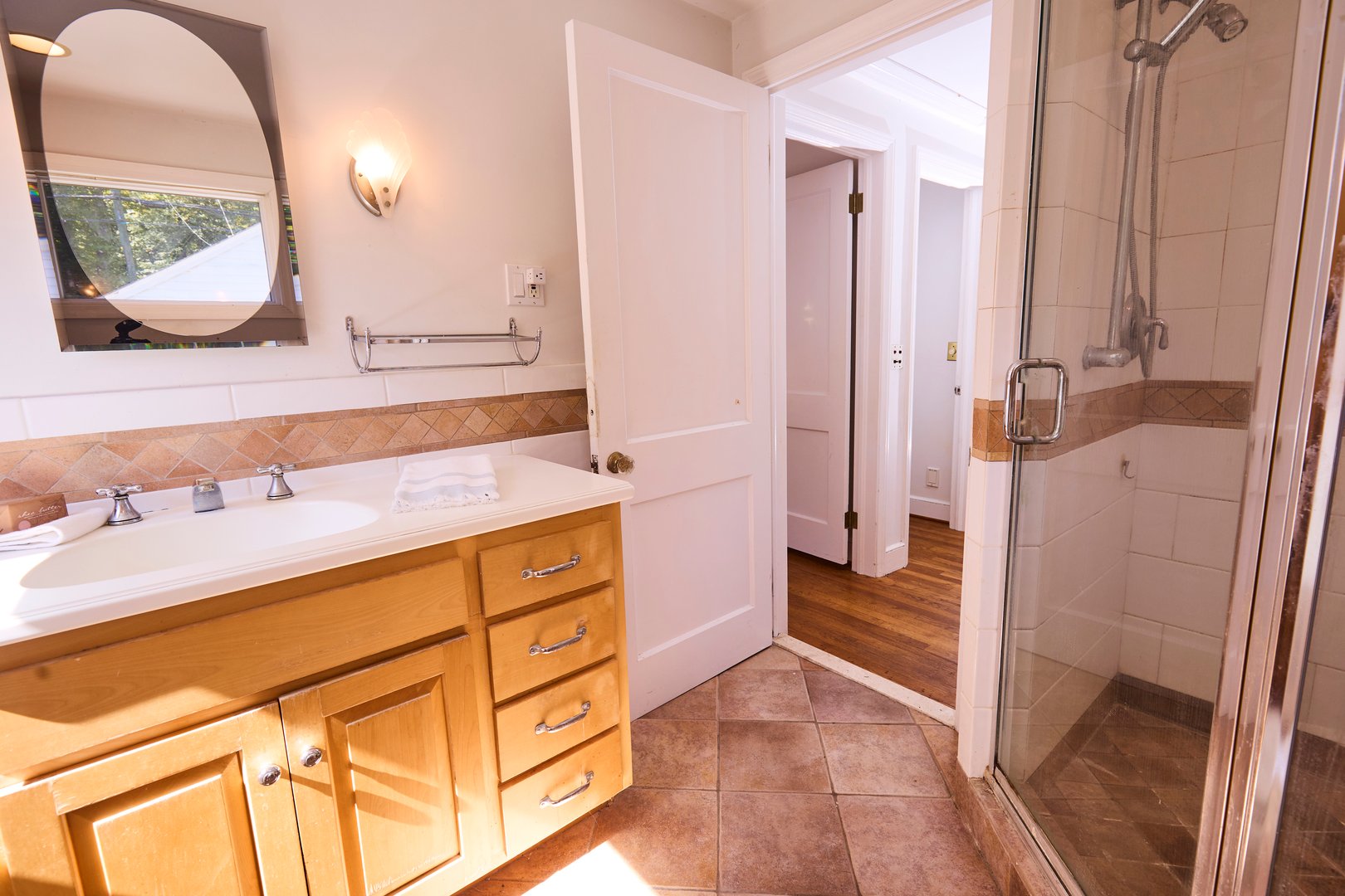 136 Lyons Plain Road Photo 25