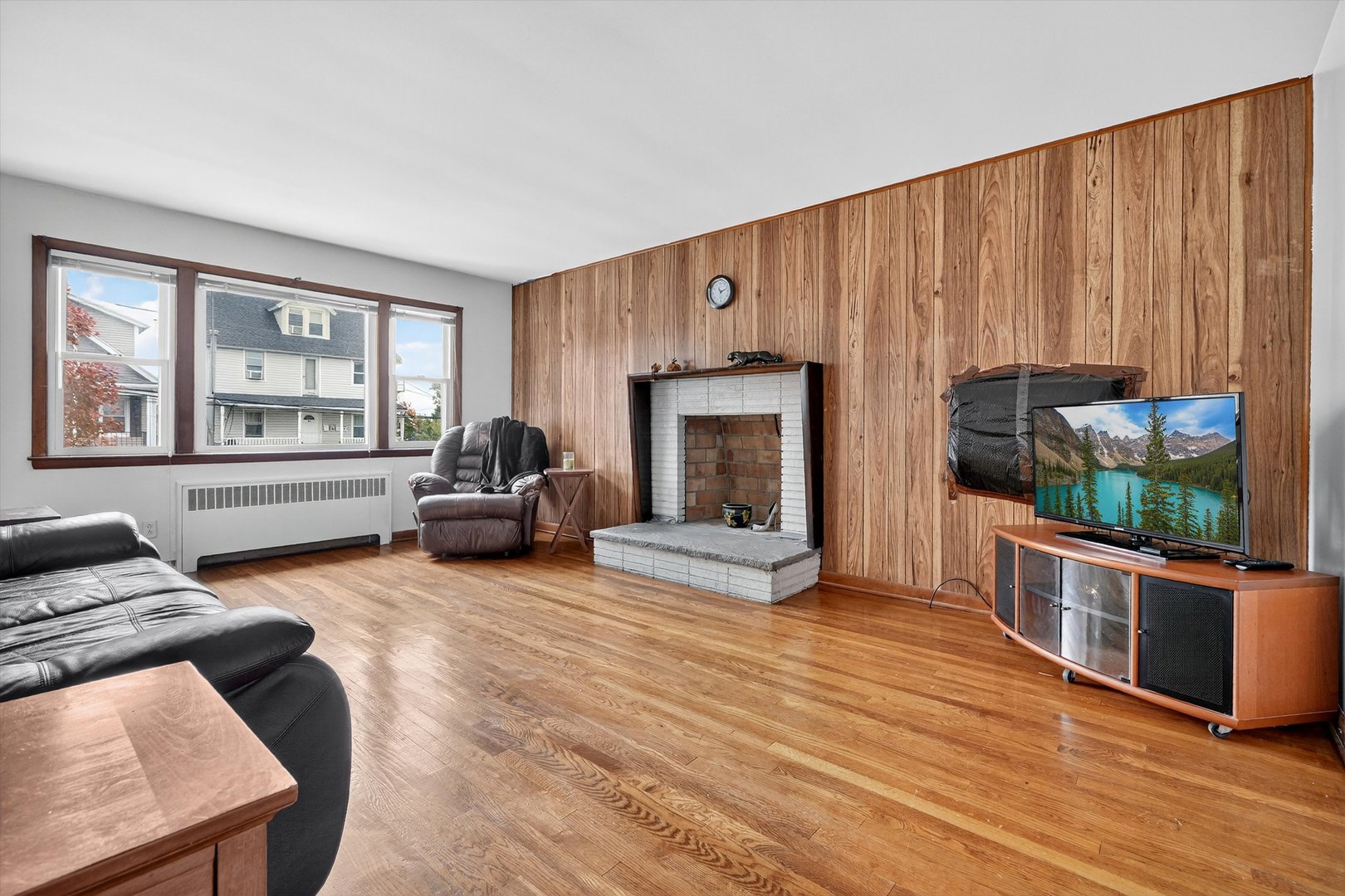 96 Inwood Avenue Photo 4