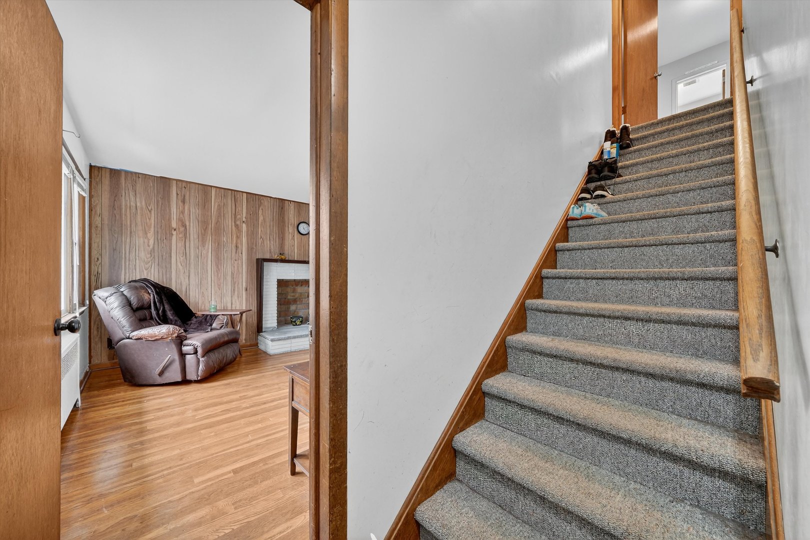 96 Inwood Avenue Photo 11