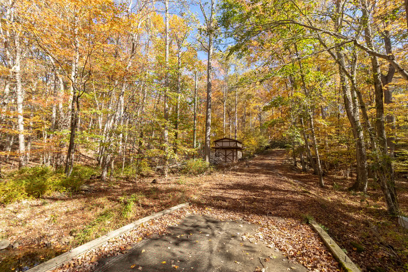 4 Laurel Lane Photo 9