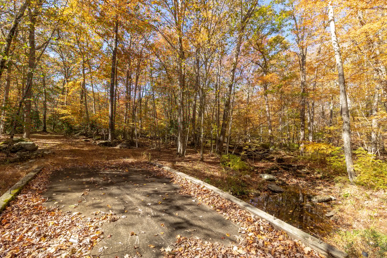 4 Laurel Lane Photo 11