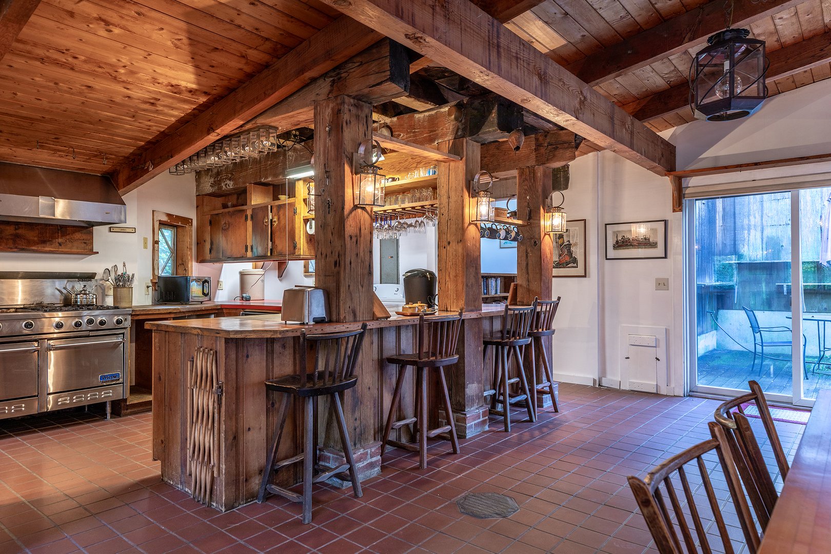 49 South Street Photo 10